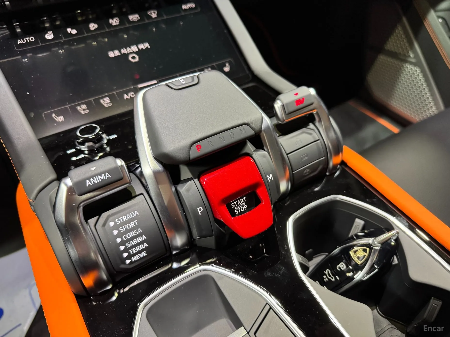 Lamborghini Urus превью 8