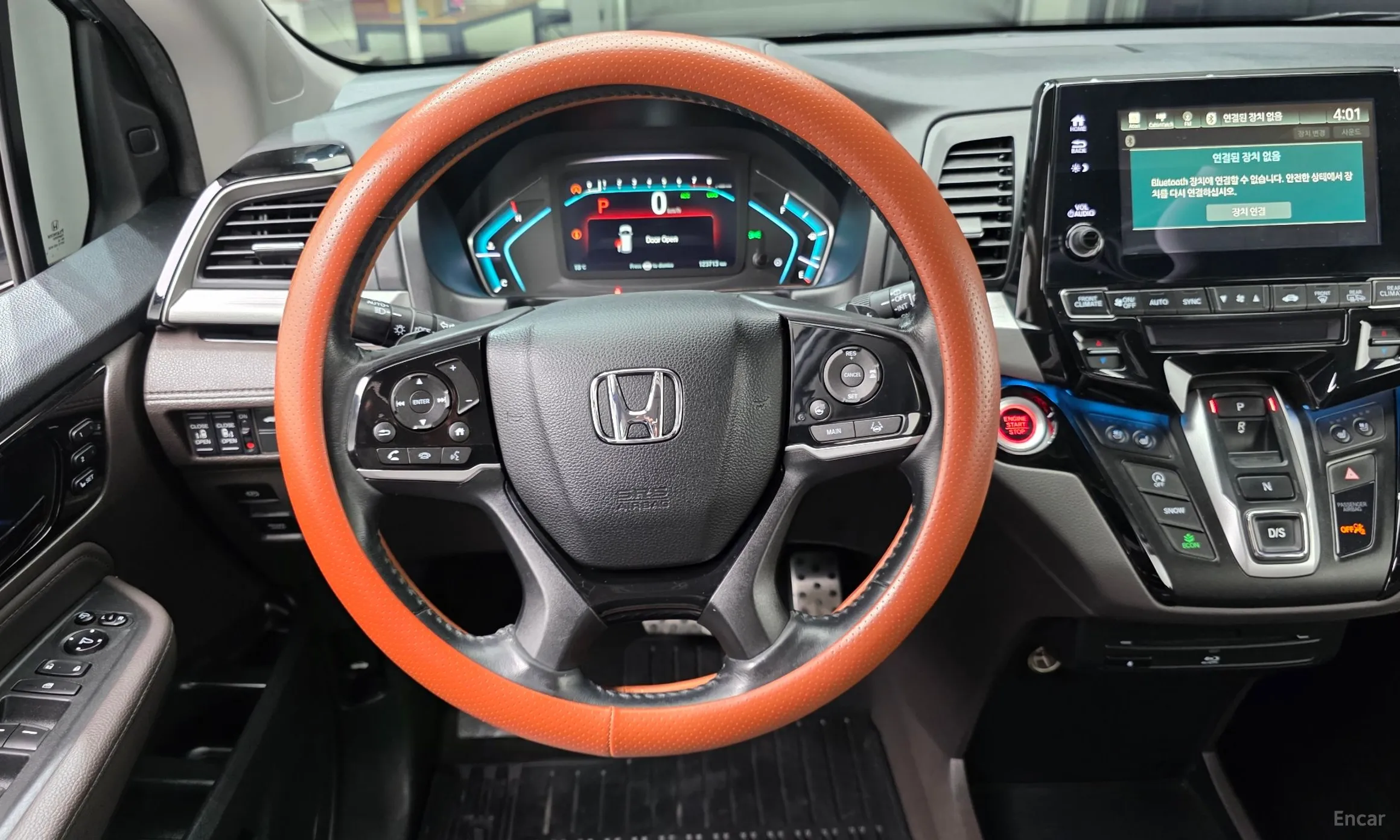 Honda Odyssey превью 13