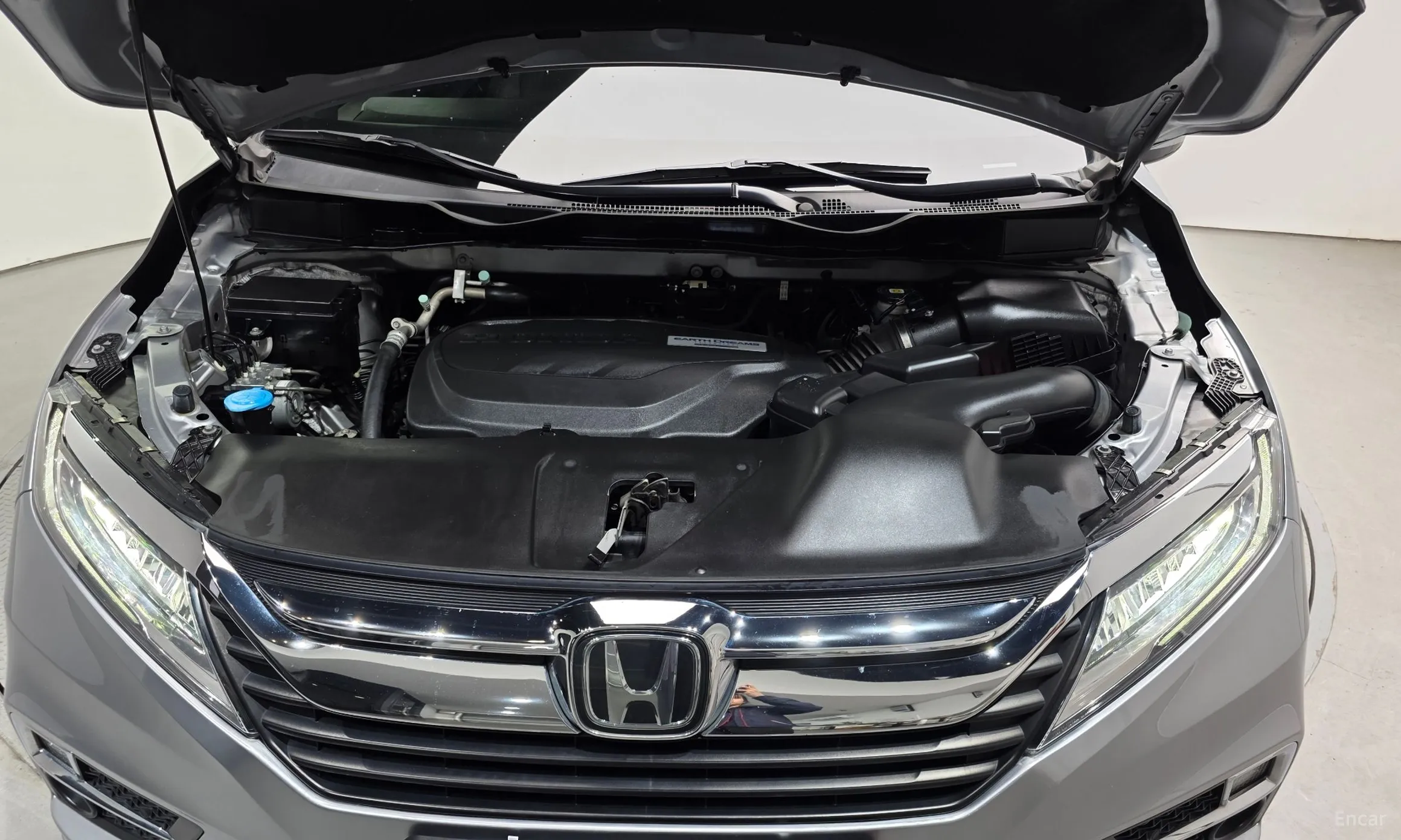 Honda Odyssey превью 6