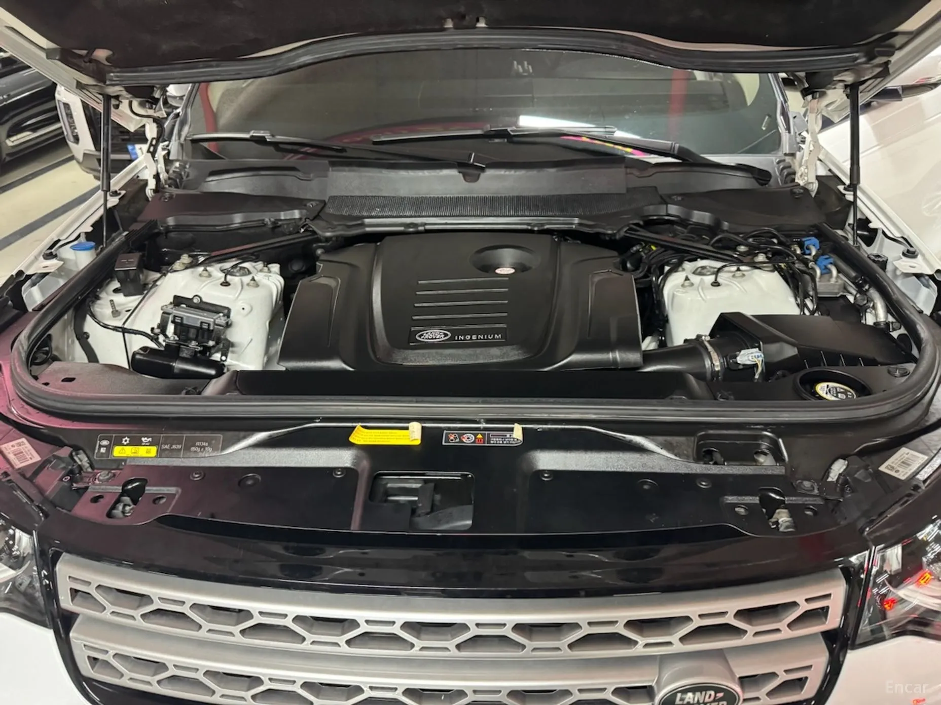Land Rover Discovery 5 превью 6