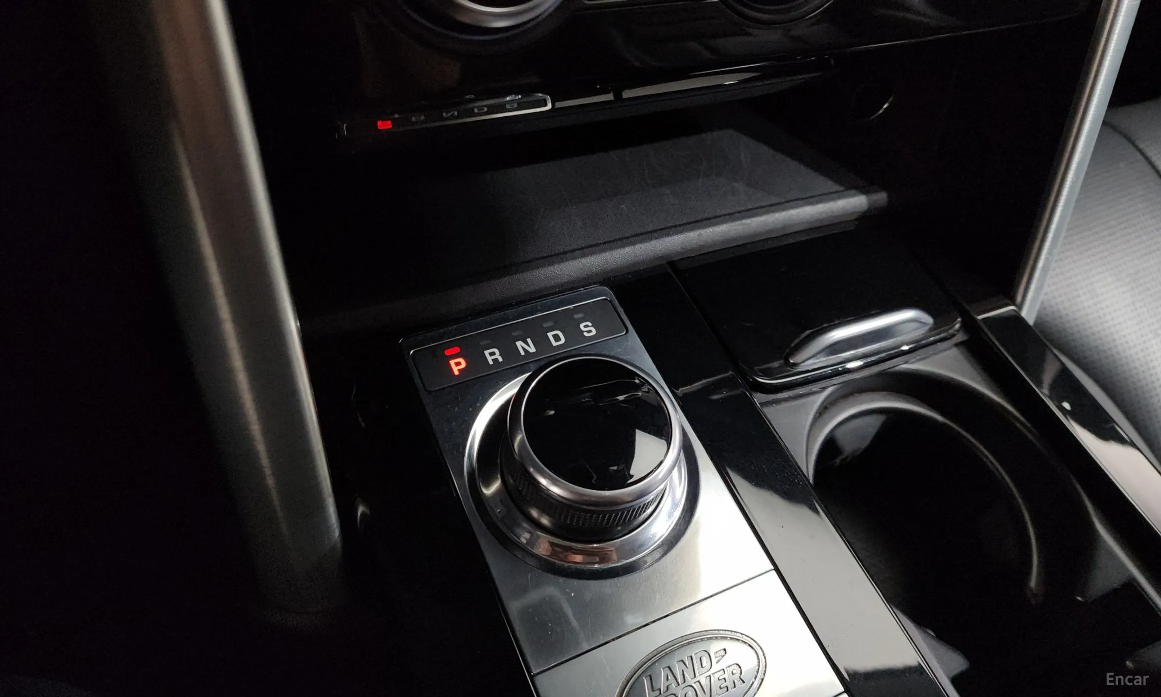 Land Rover Discovery 5 превью 9