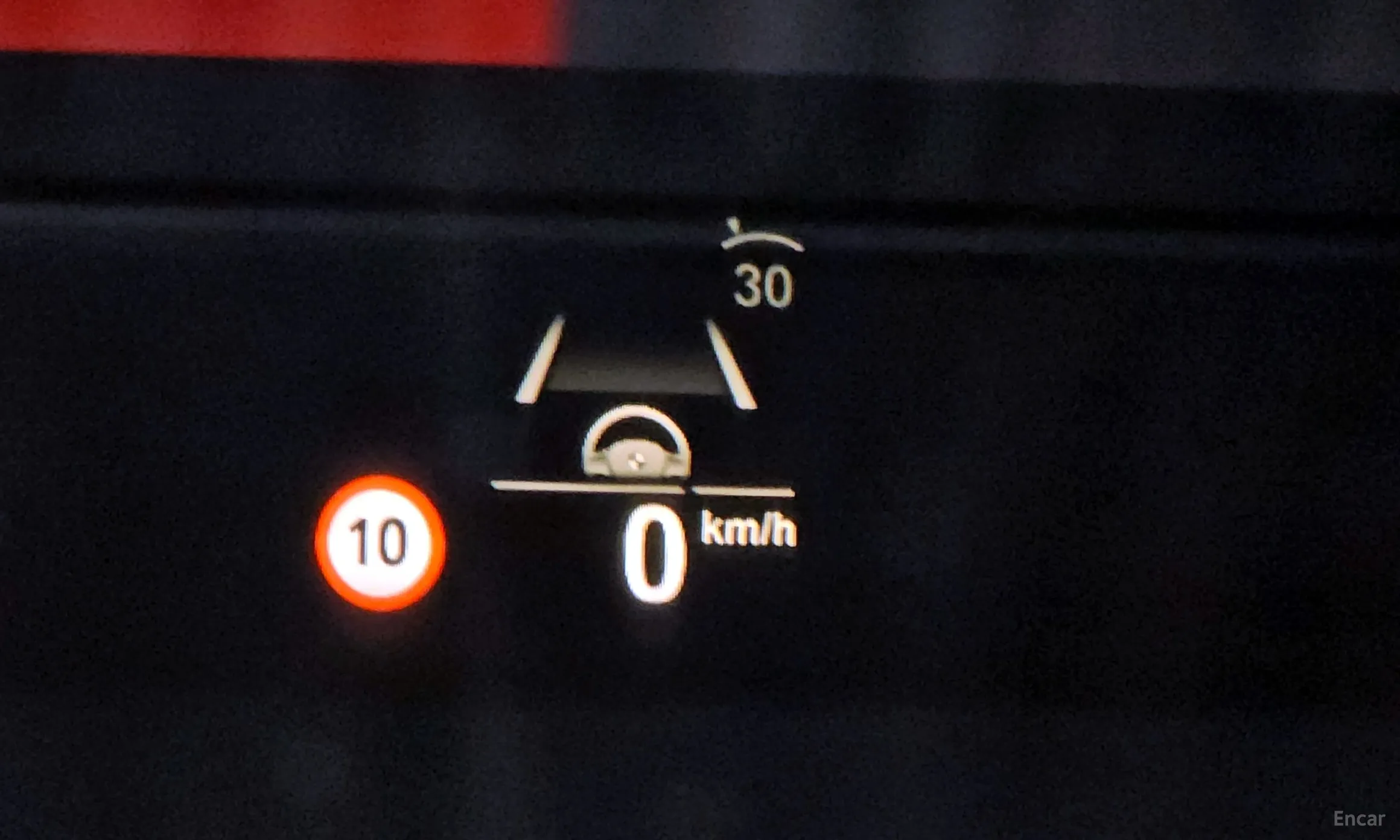 BMW 5 Series (G30) превью 19