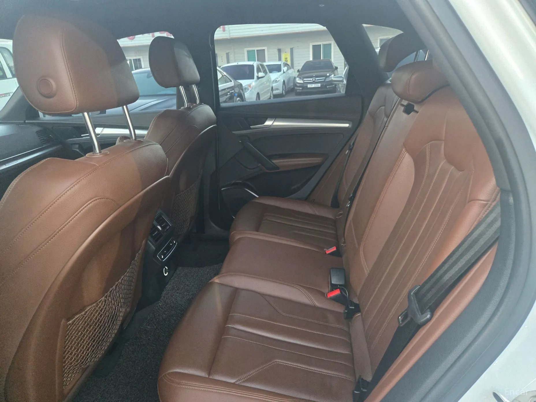 Audi Q5 (FY) превью 11