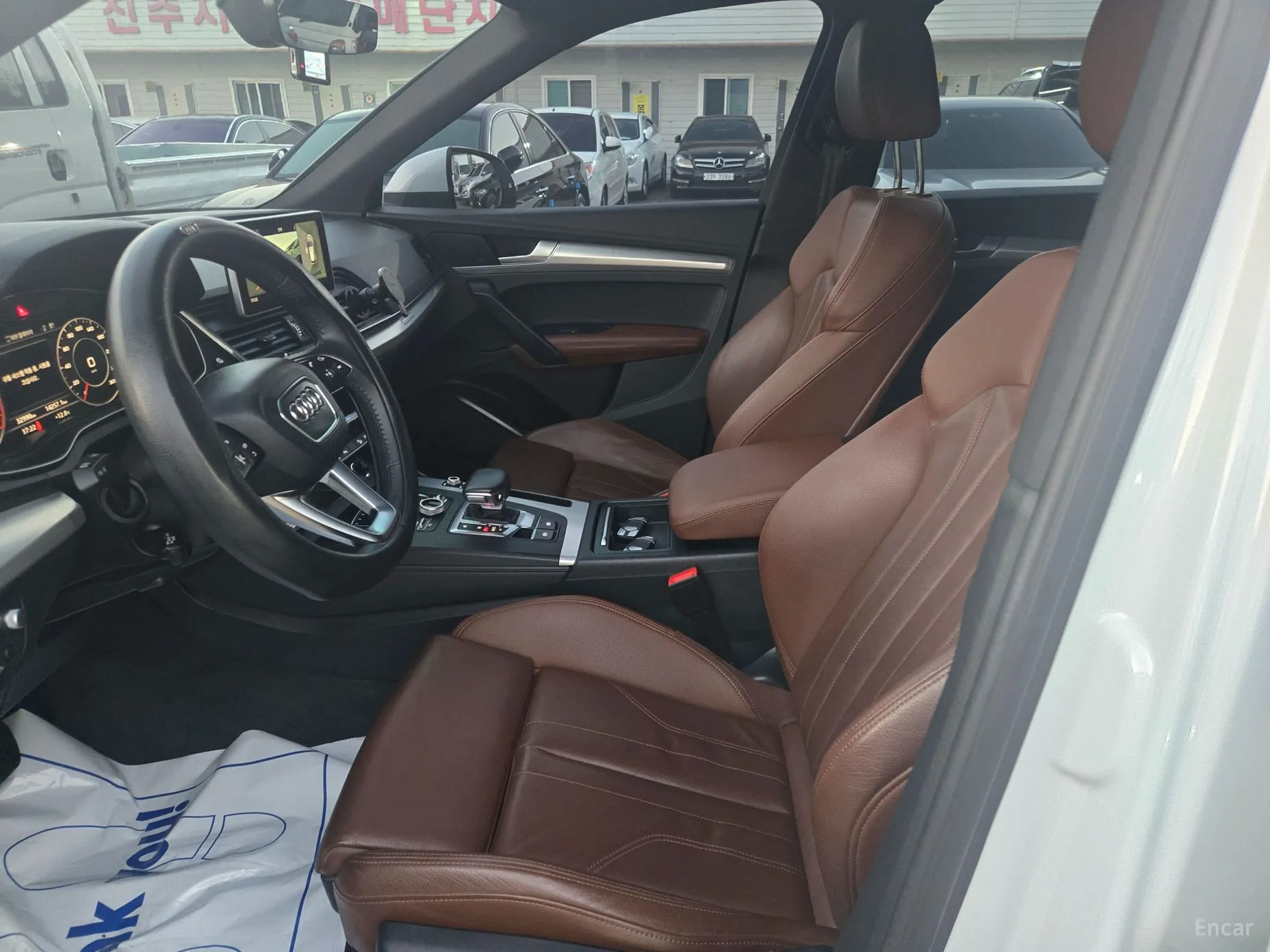 Audi Q5 (FY) превью 9