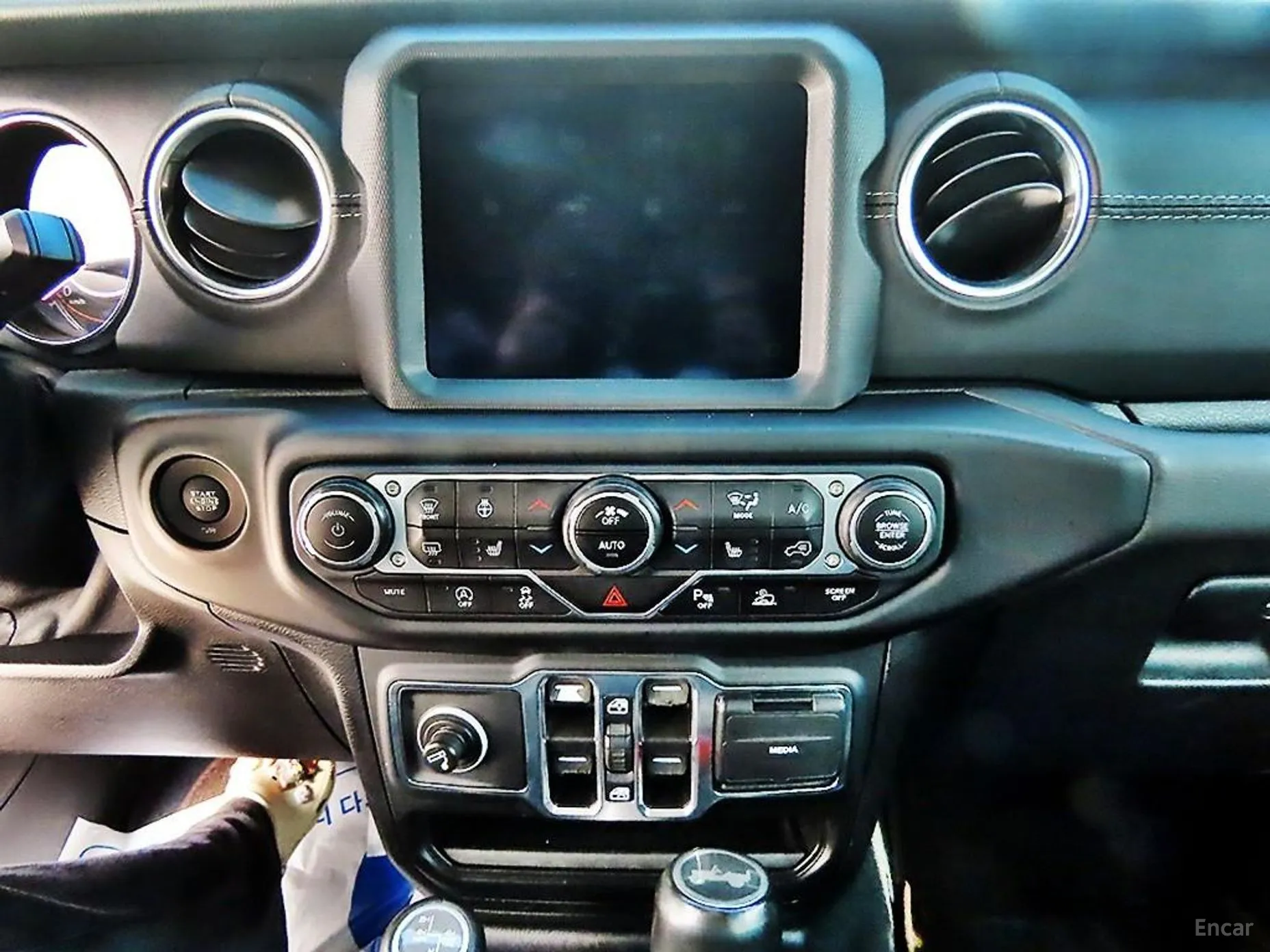 Jeep Wrangler (JL) превью 12
