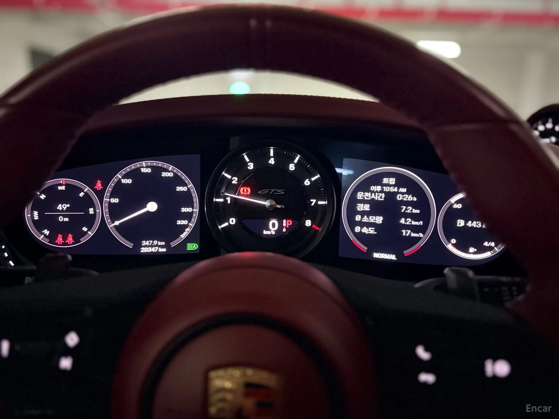 Porsche 911 (992) превью 12