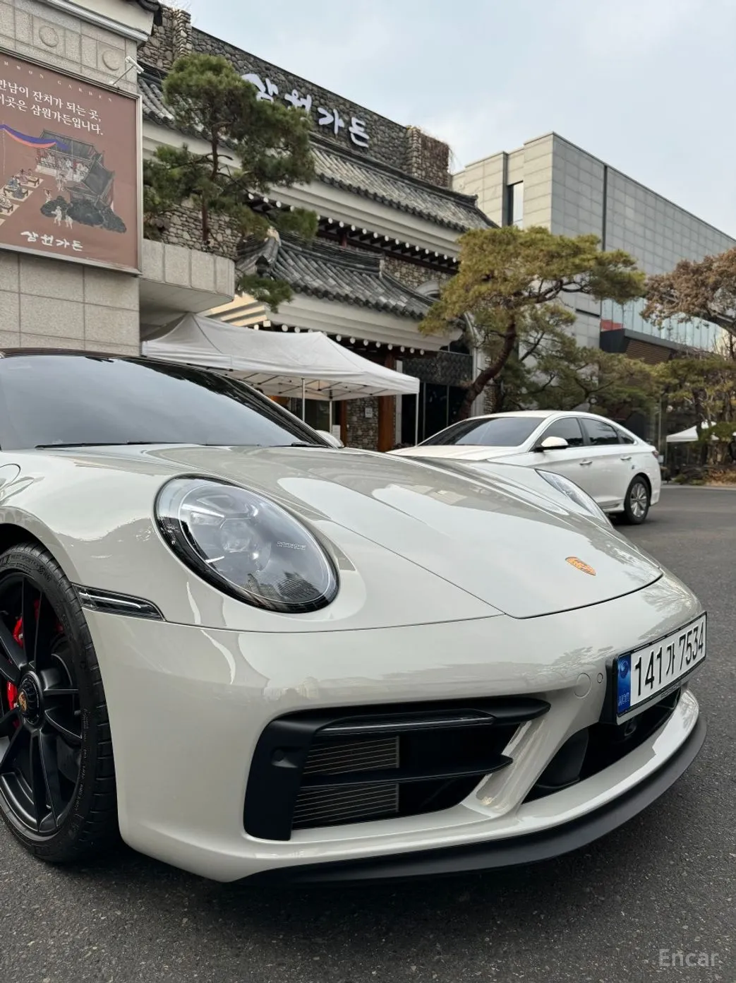 Porsche 911 (992) превью 4