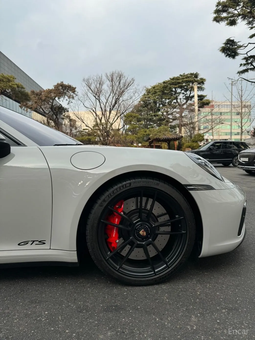 Porsche 911 (992) превью 7
