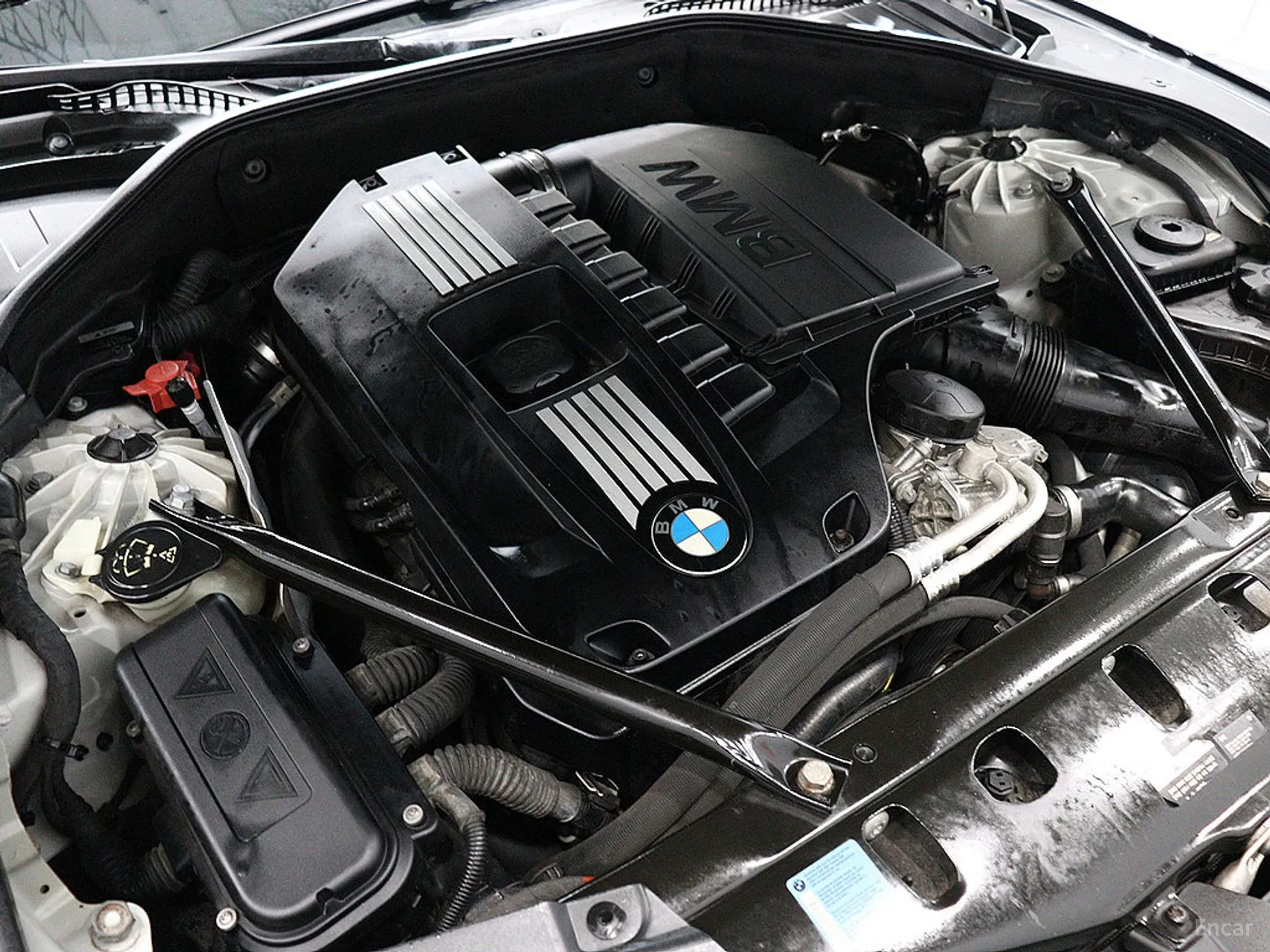 BMW 7 Series (F01) превью 20