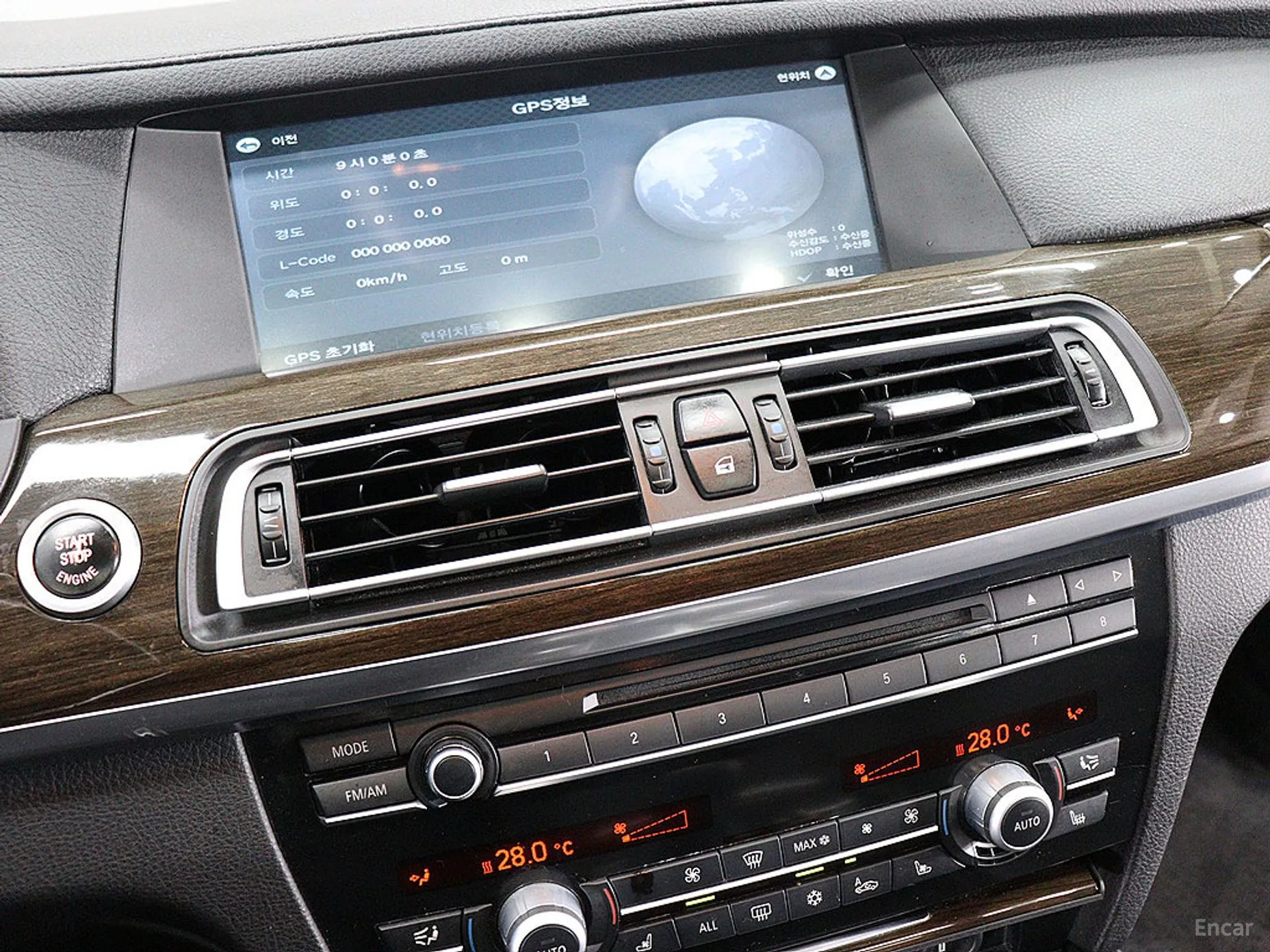 BMW 7 Series (F01) превью 9