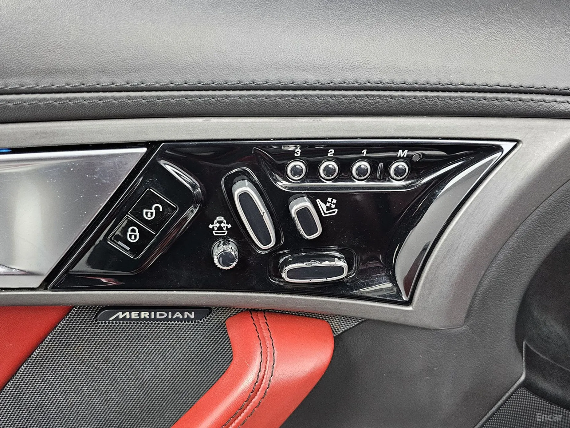 Jaguar F-TYPE превью 12