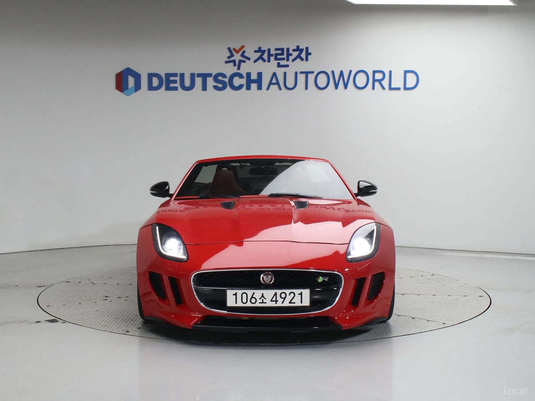 Jaguar F-TYPE превью 3