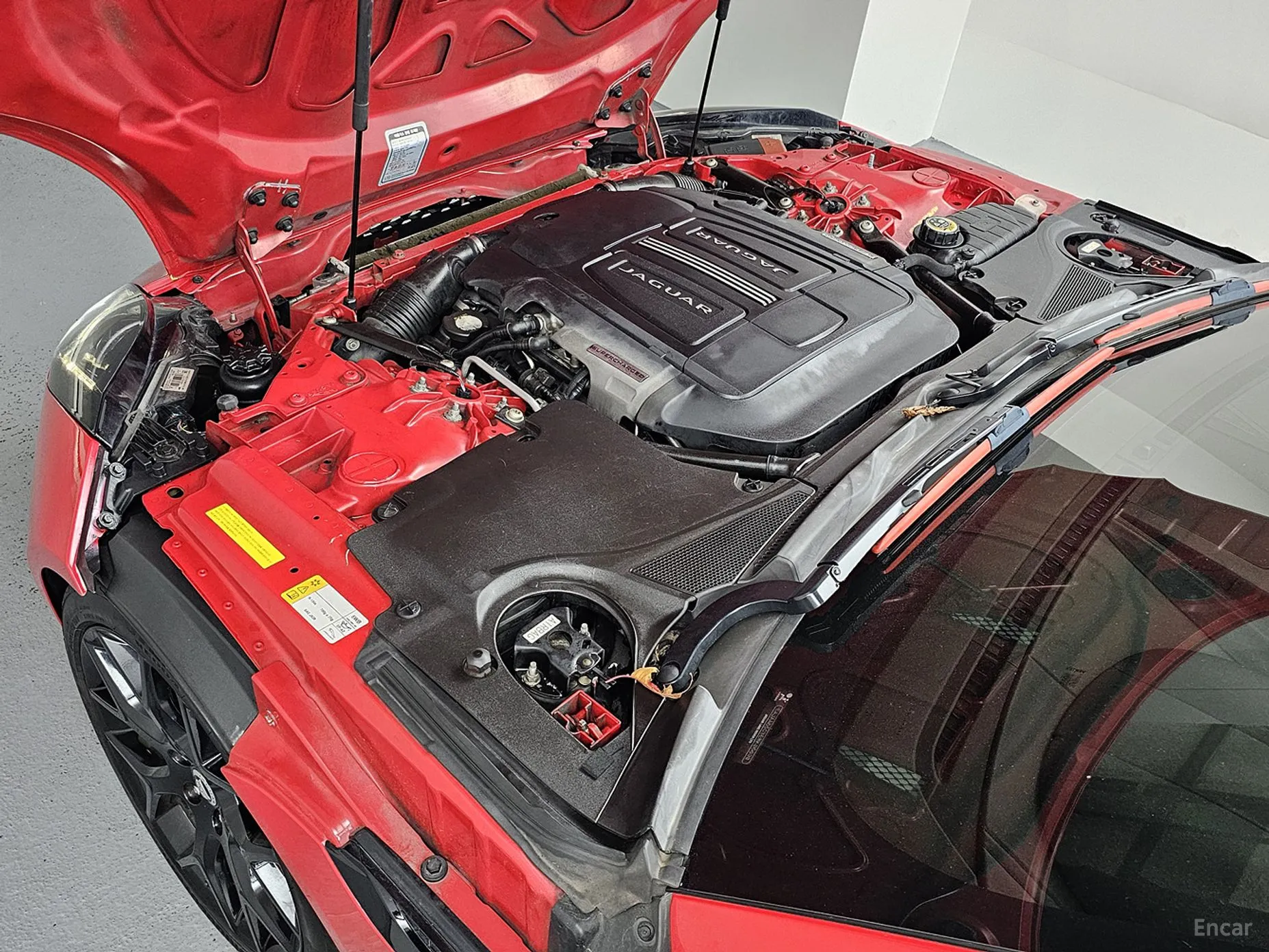 Jaguar F-TYPE превью 6