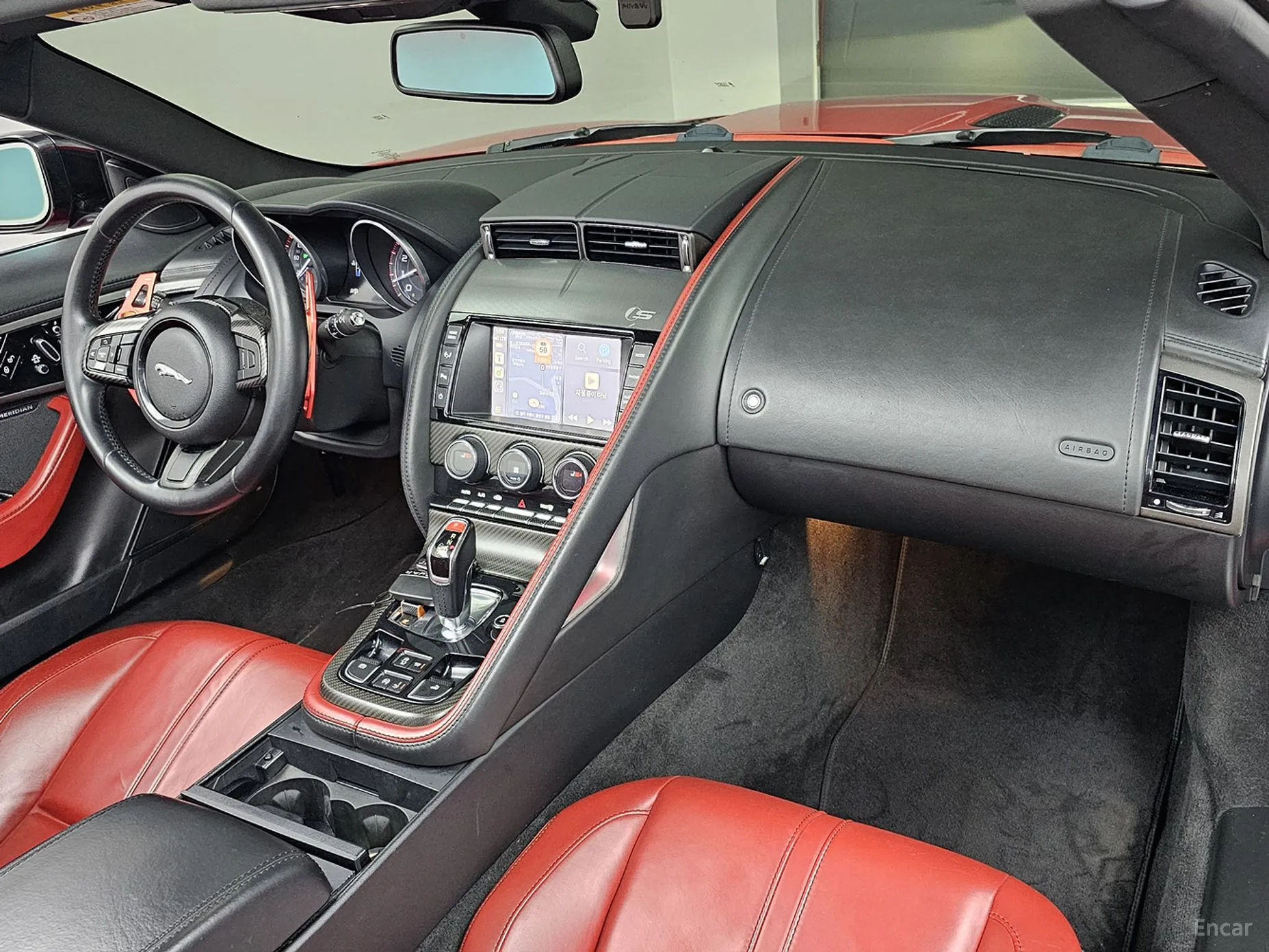 Jaguar F-TYPE превью 7
