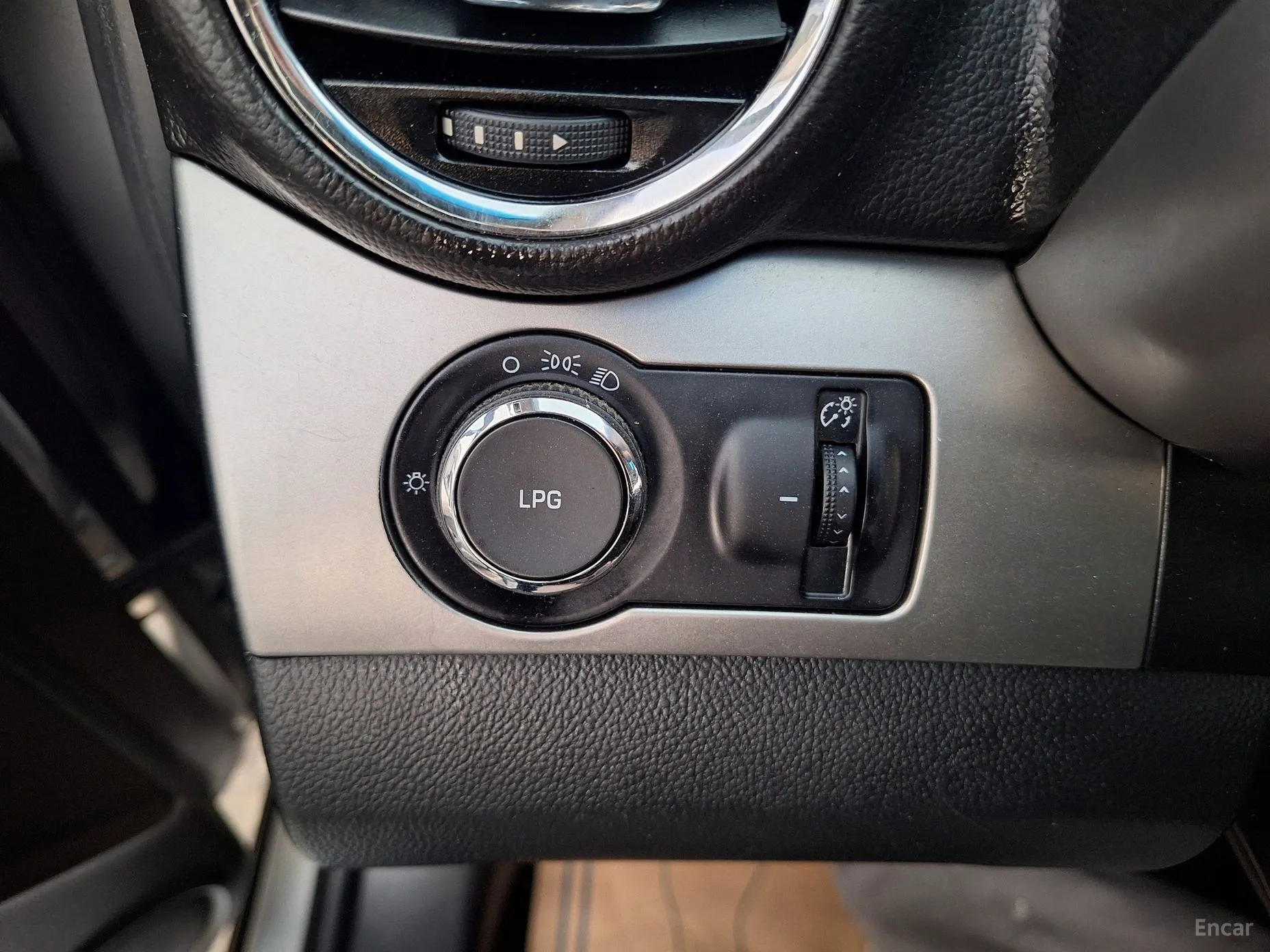 Chevrolet (GM Daewoo) Orlando превью 14