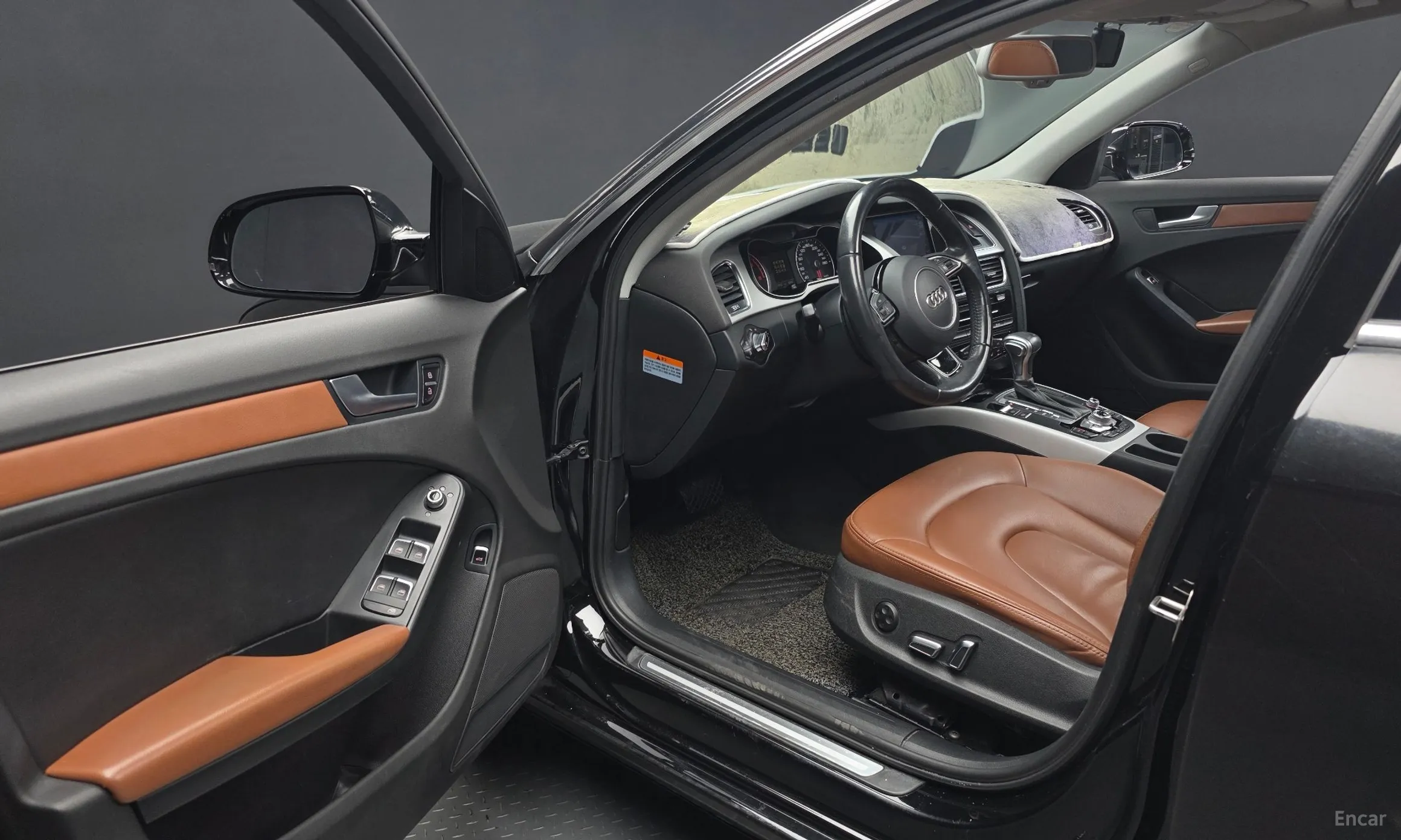 Audi New A4 превью 10