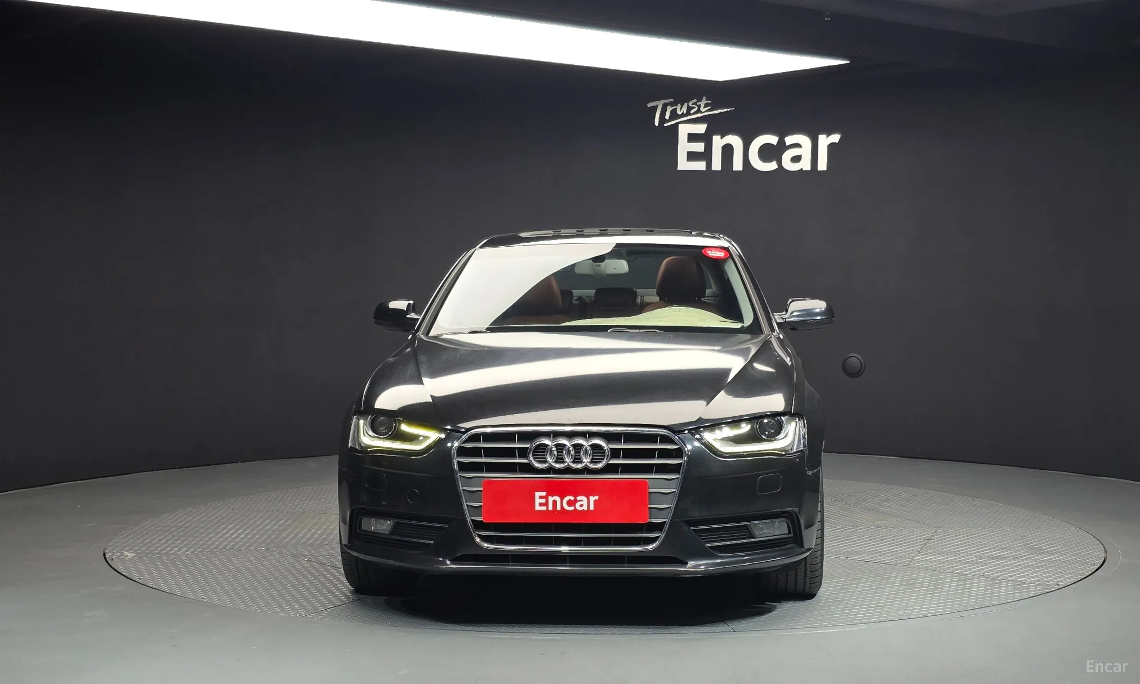 Audi New A4 превью 3