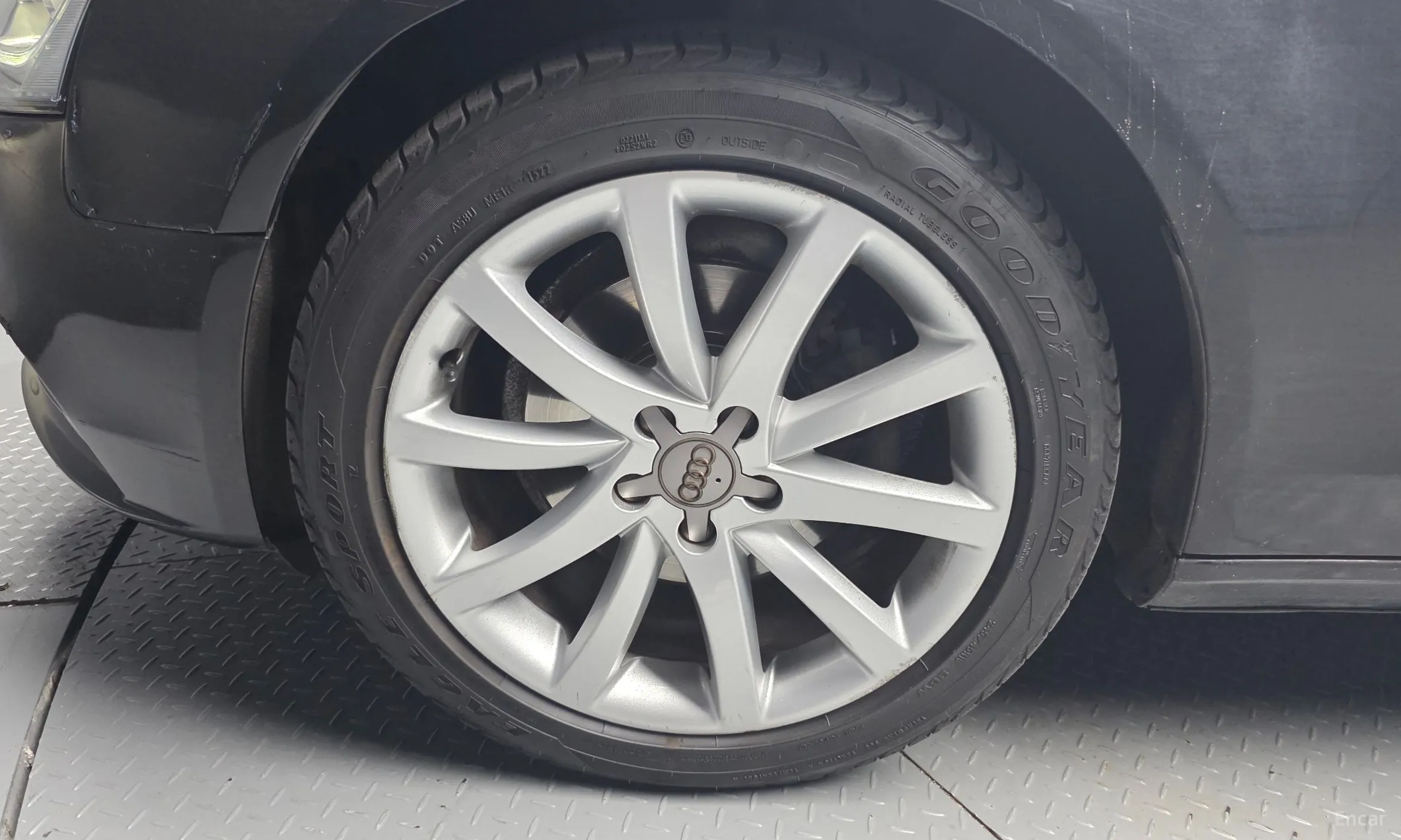 Audi New A4 превью 5