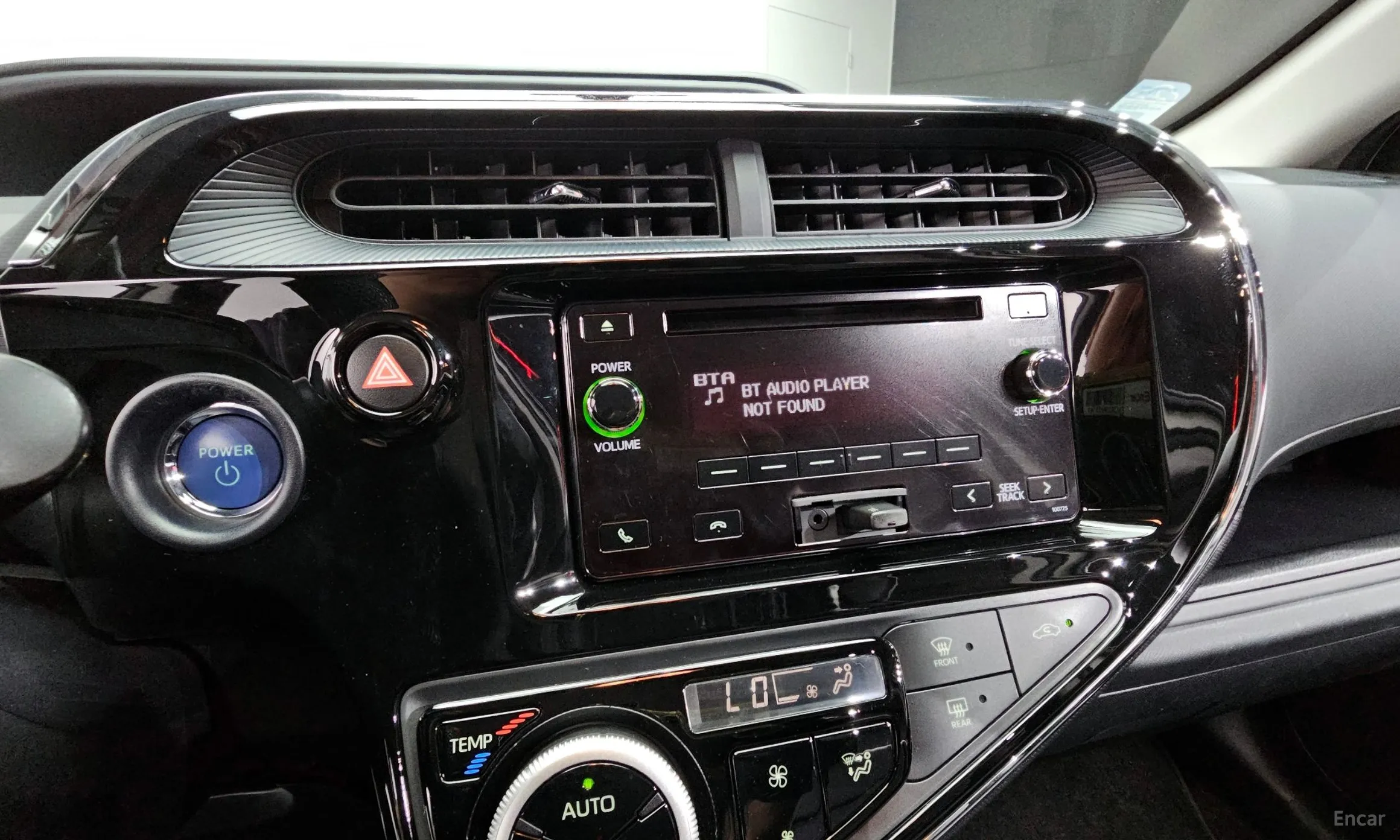 Toyota Prius C превью 14