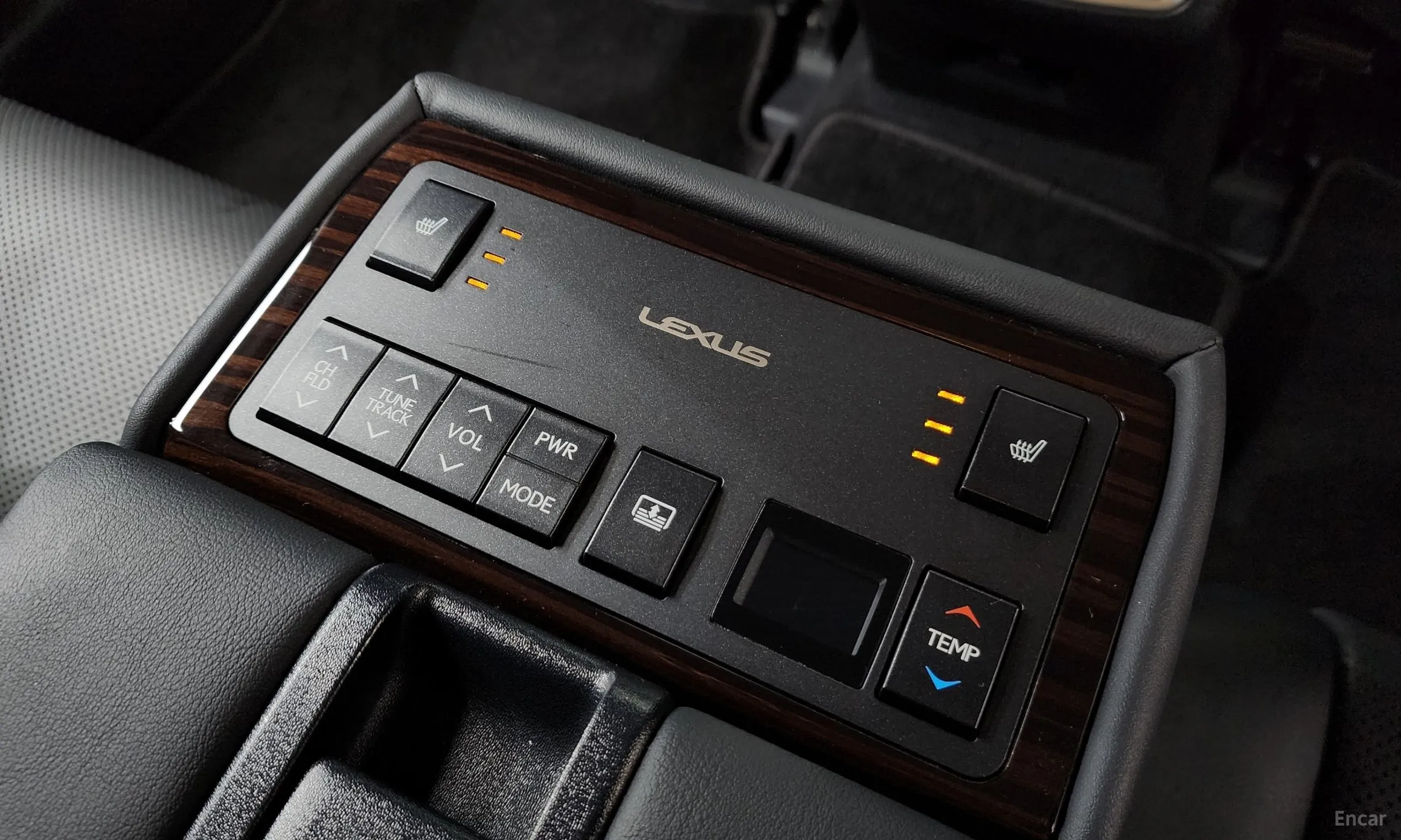 Lexus New ES300h превью 19