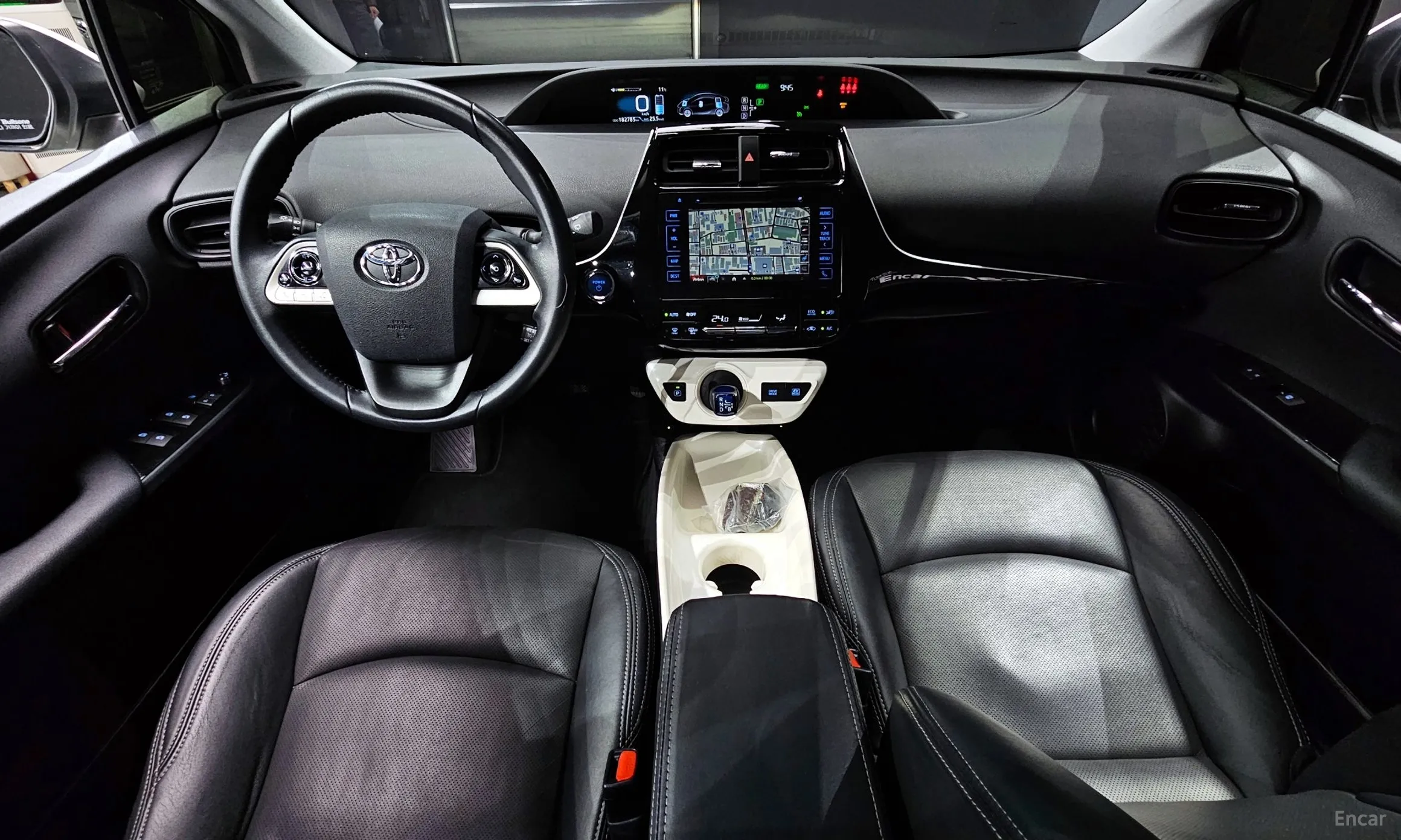 Toyota Prius 4th Generation превью 7