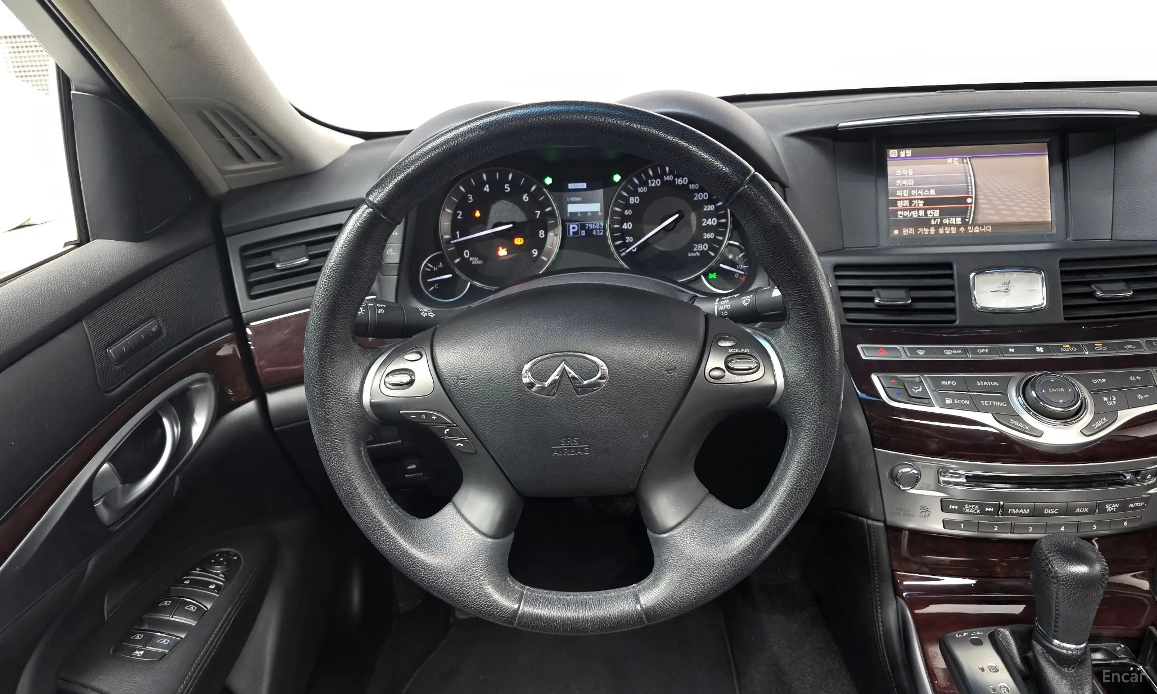Infiniti M37 превью 13