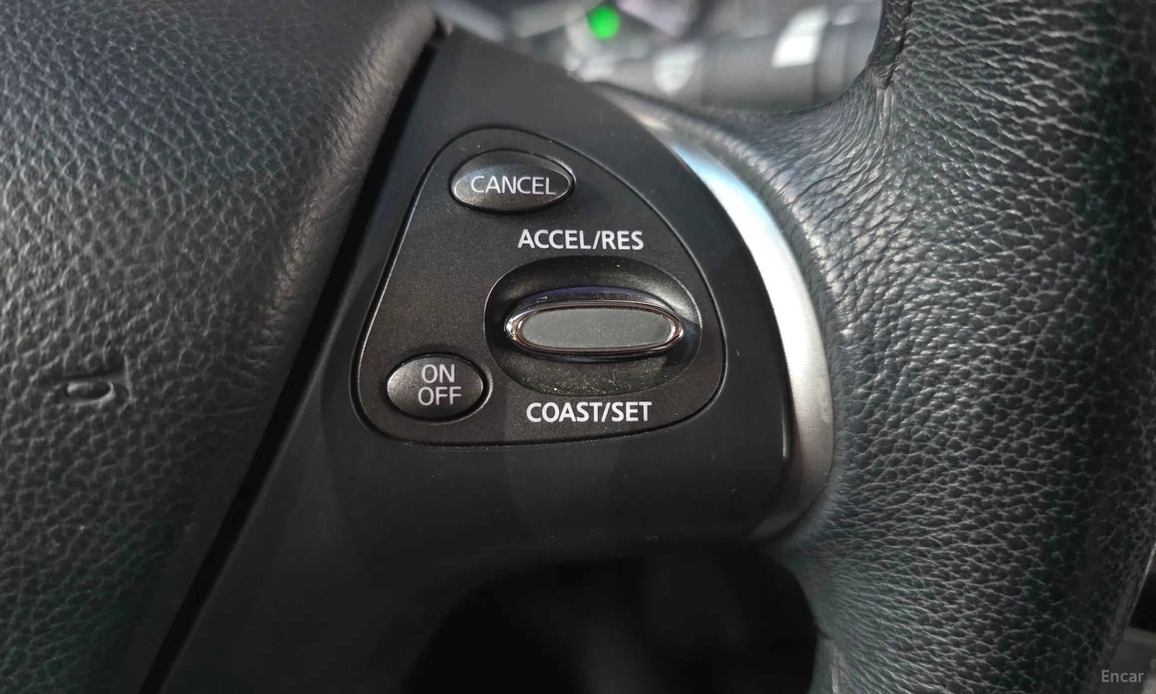 Infiniti M37 превью 17