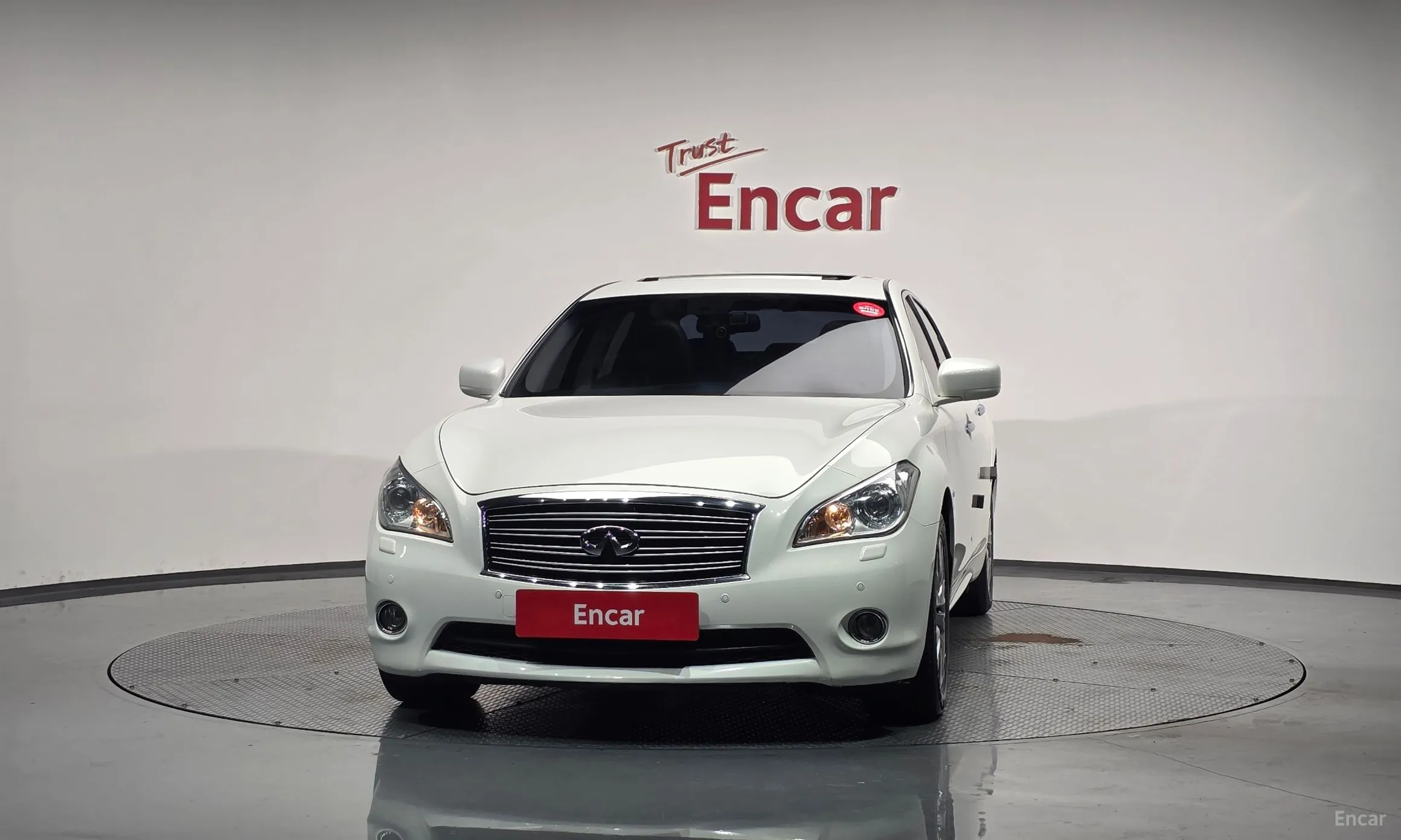 Infiniti M37 превью 3