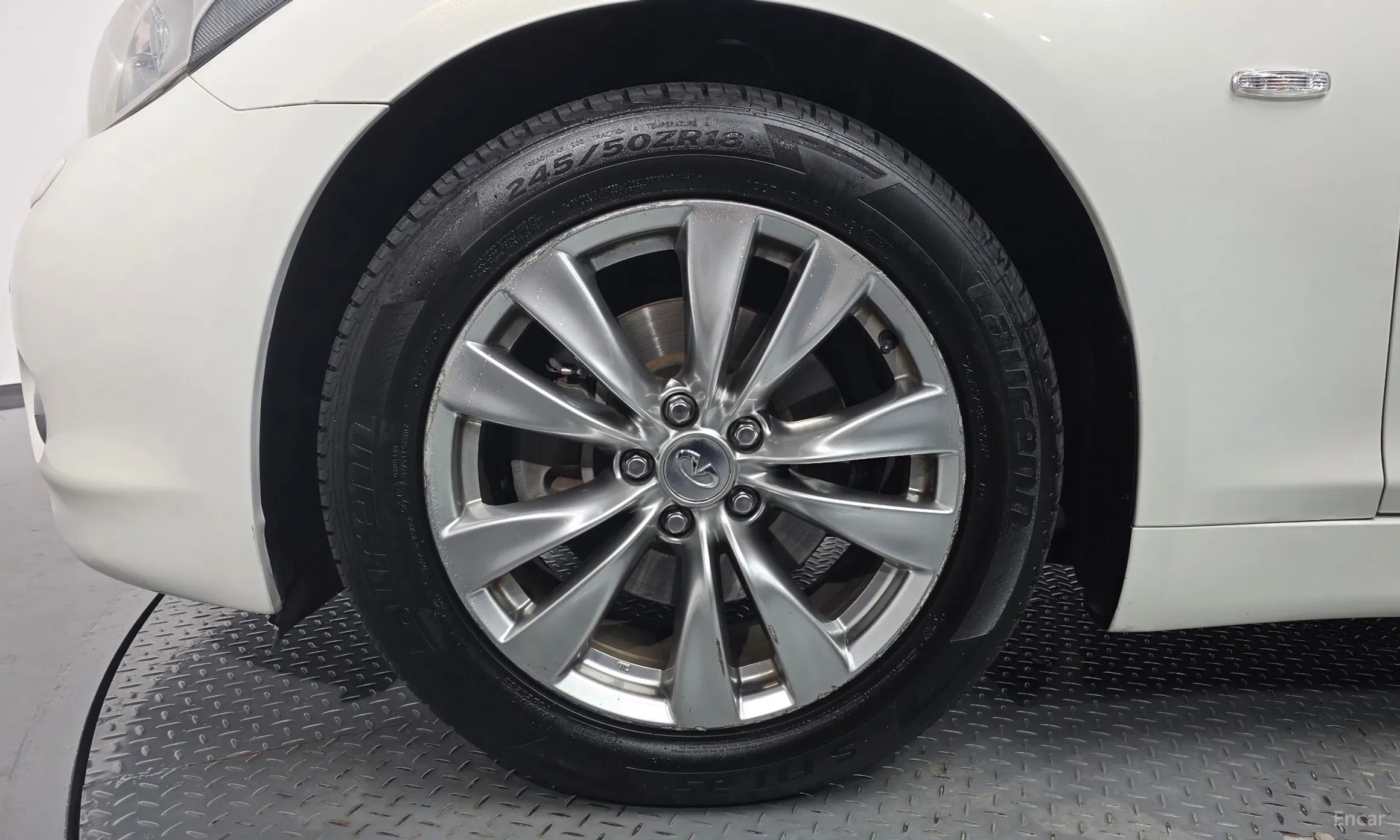 Infiniti M37 превью 5