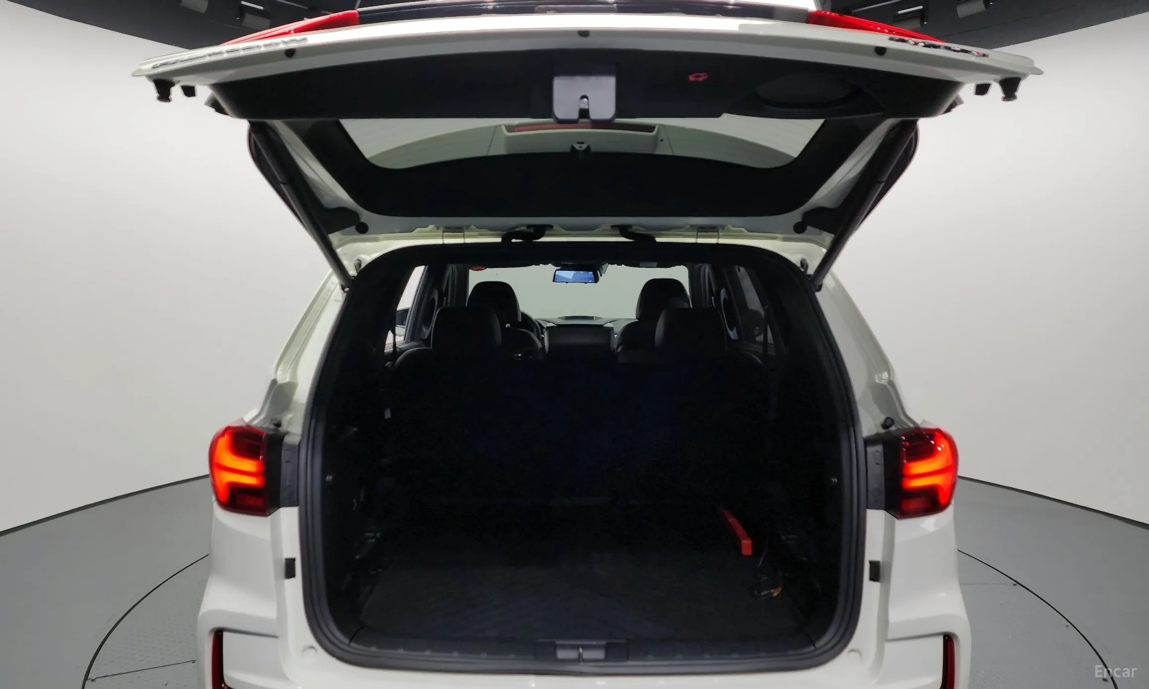 KG Mobility (SsangYong) Rexton превью 20