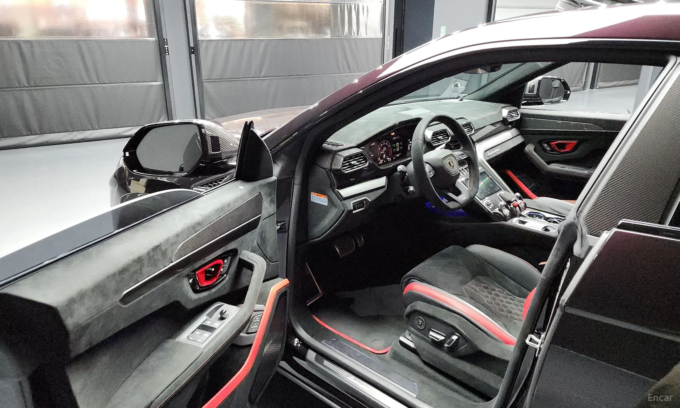 Lamborghini Urus превью 10