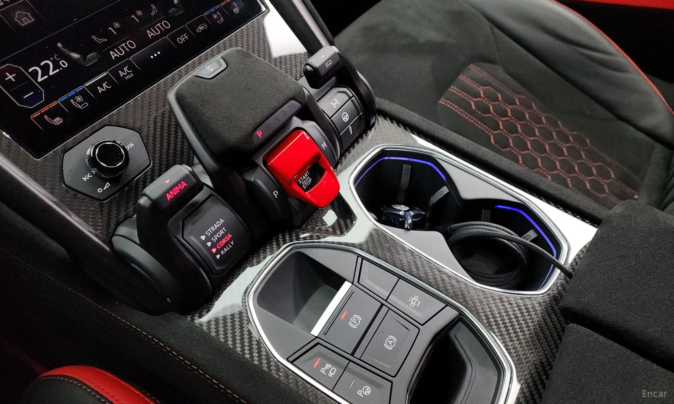 Lamborghini Urus превью 9