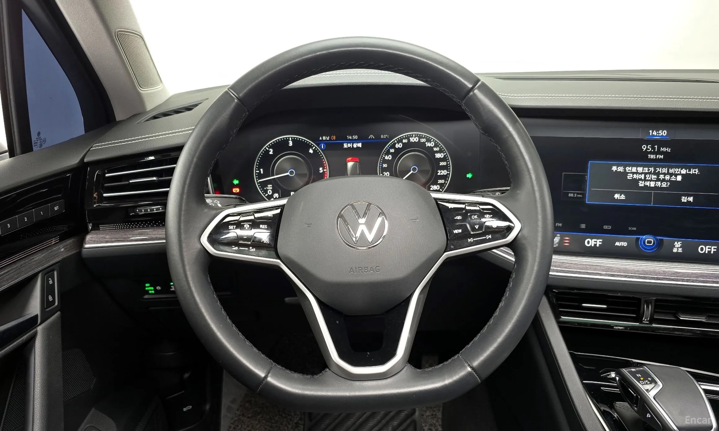 Volkswagen Touareg 3rd Generation превью 13