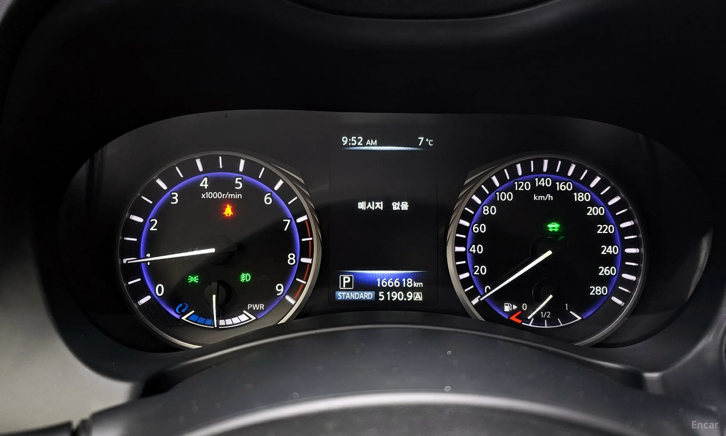 Infiniti Q50 превью 8