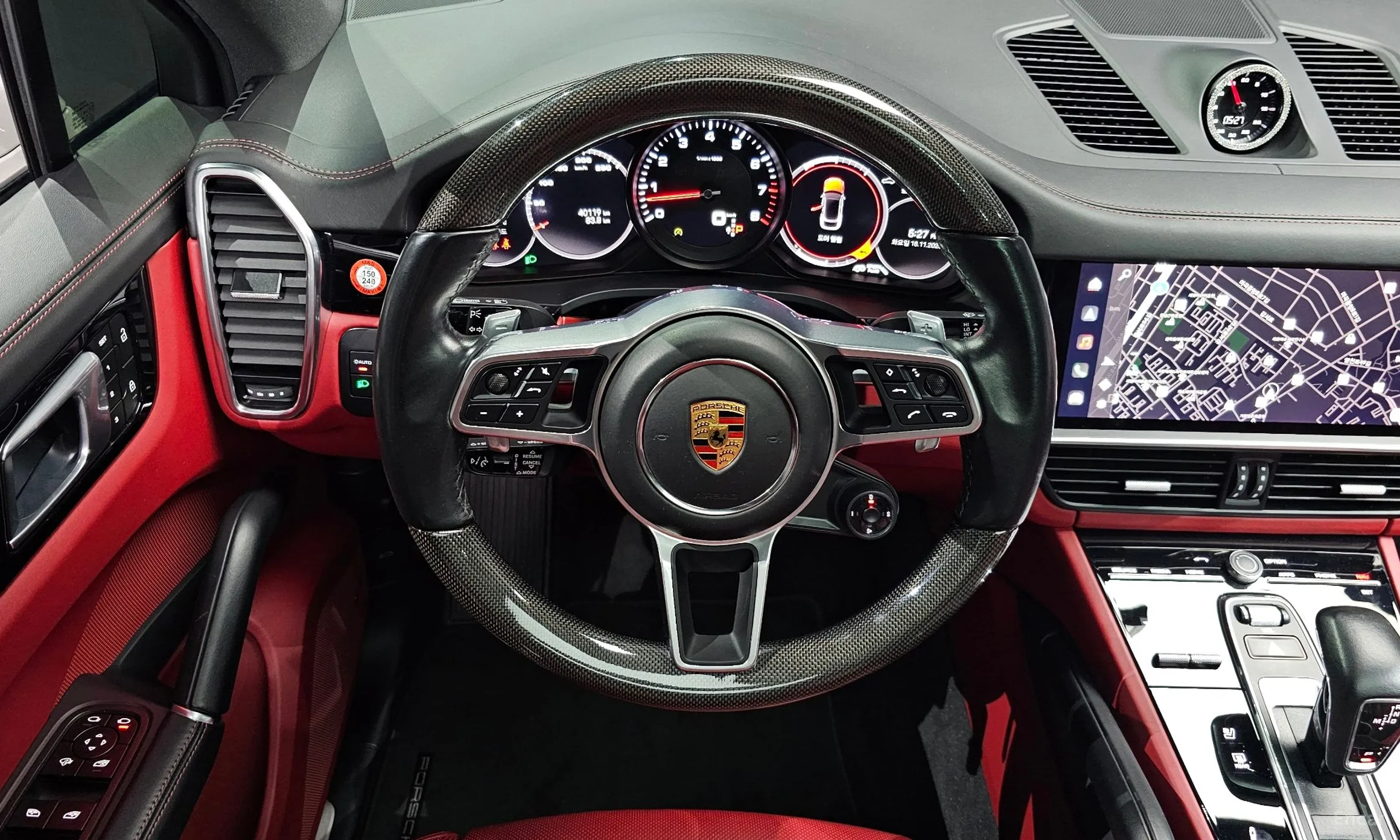 Porsche Cayenne (PO536) превью 13