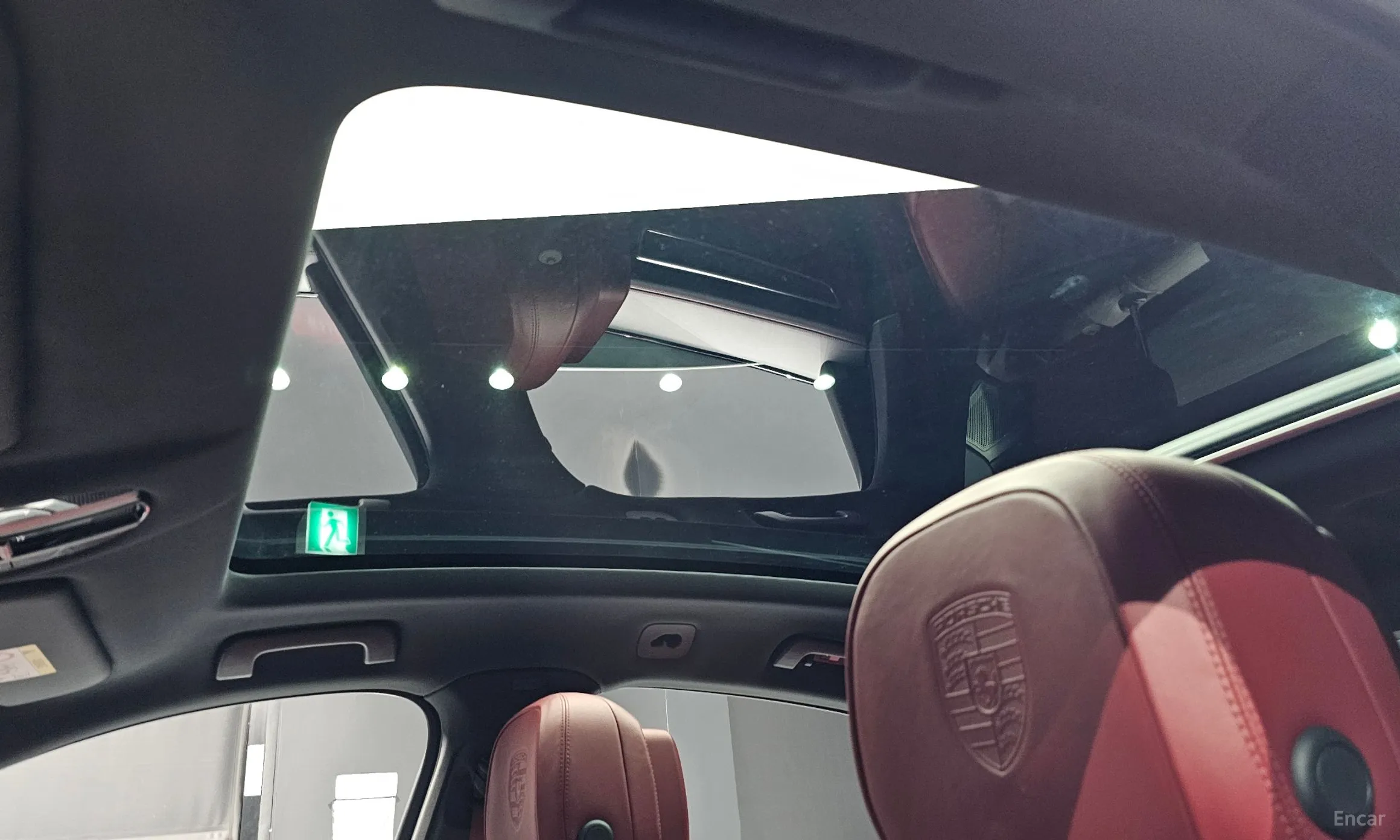 Porsche Cayenne (PO536) превью 16