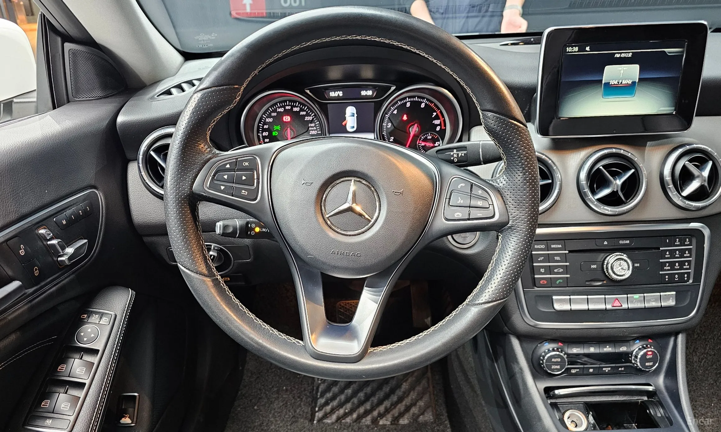 Mercedes Benz CLA-Class C117 превью 14