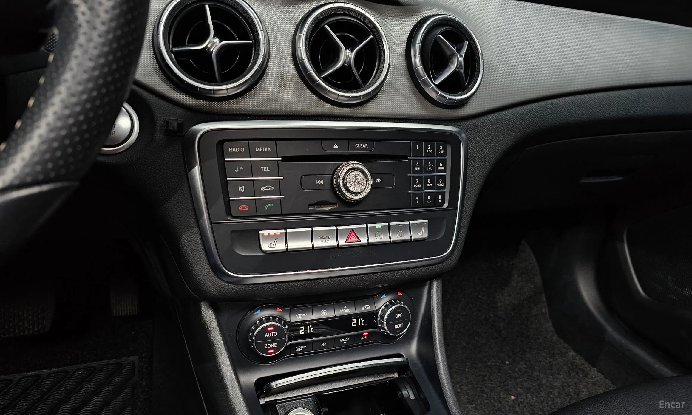 Mercedes Benz CLA-Class C117 превью 18
