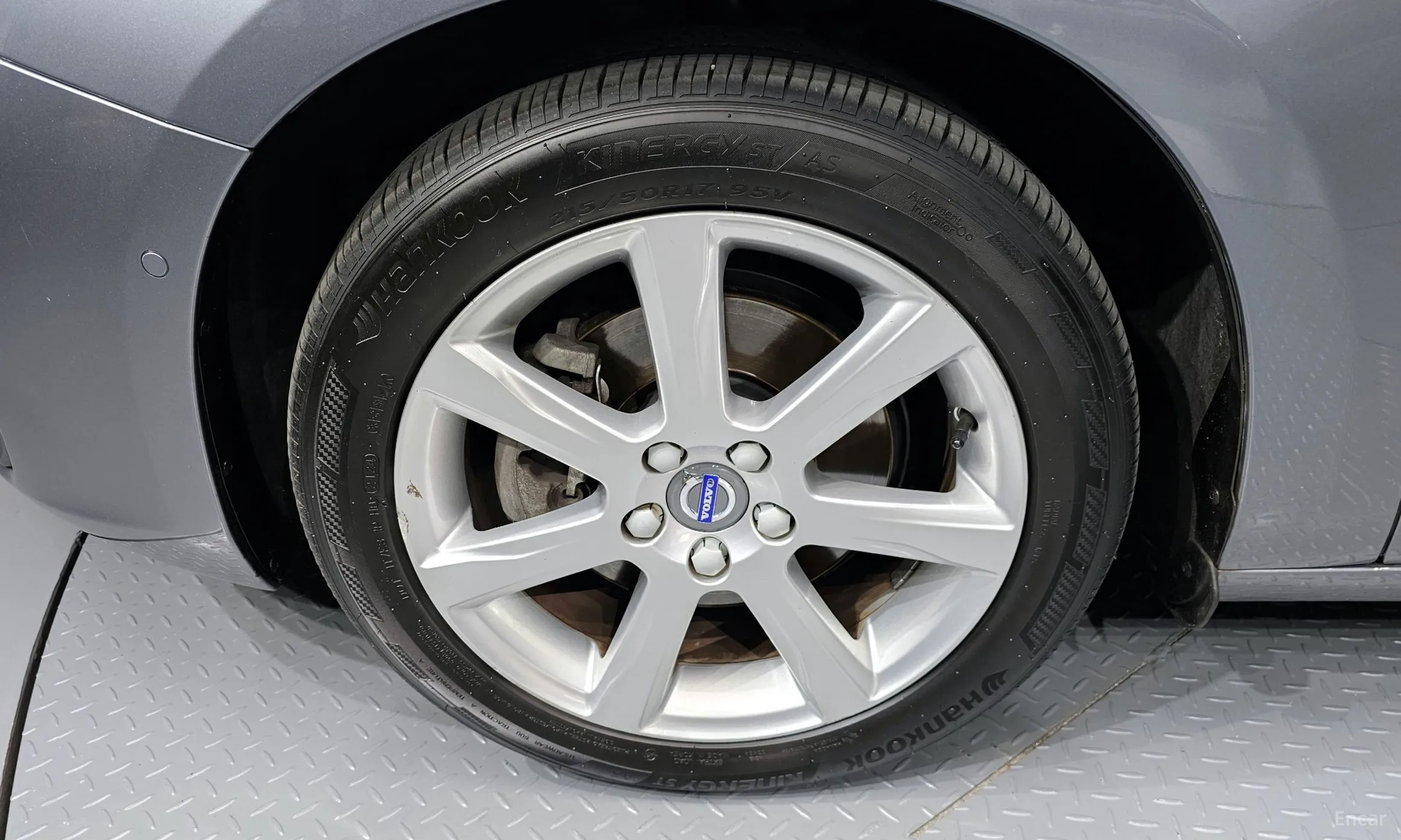 Volvo S60 превью 5
