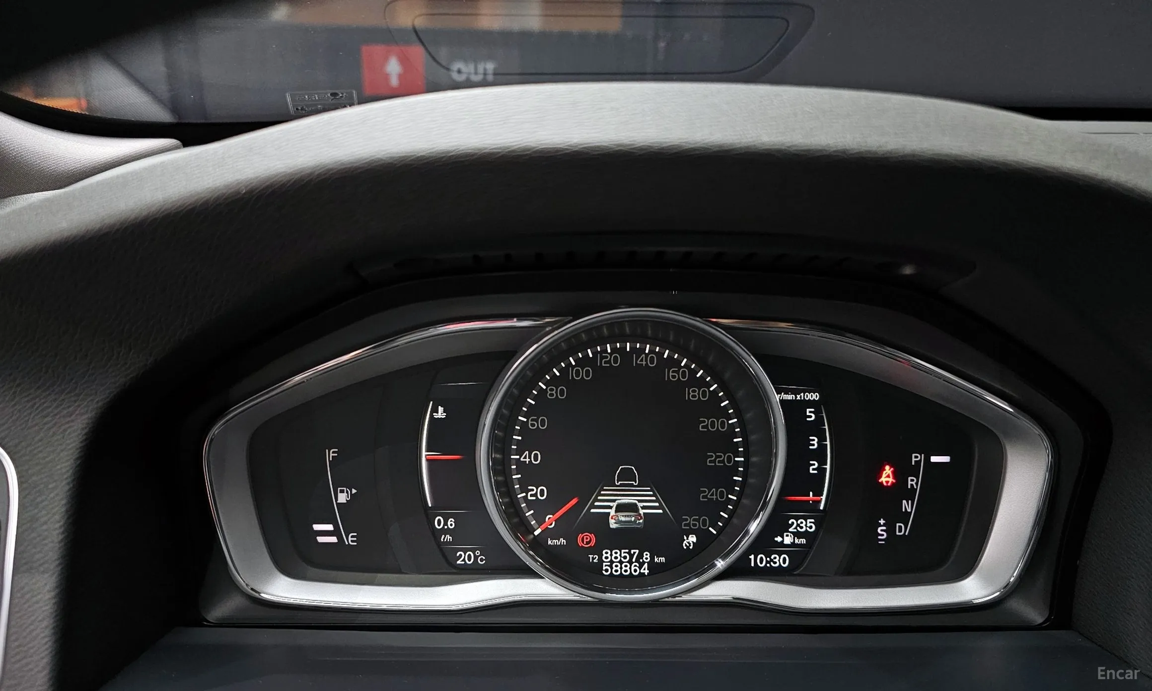 Volvo S60 превью 8