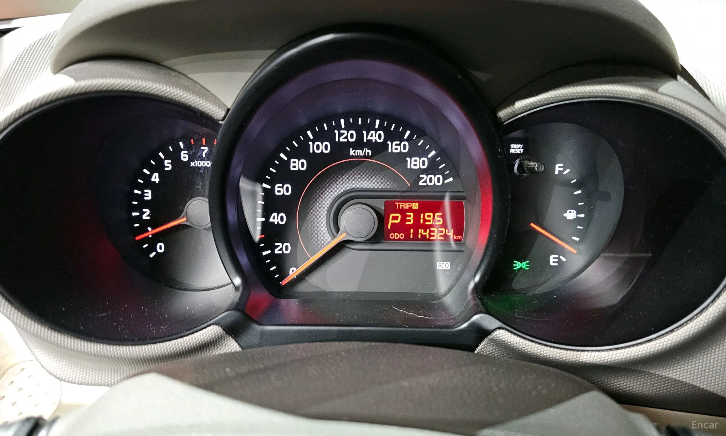 Kia Ray превью 8