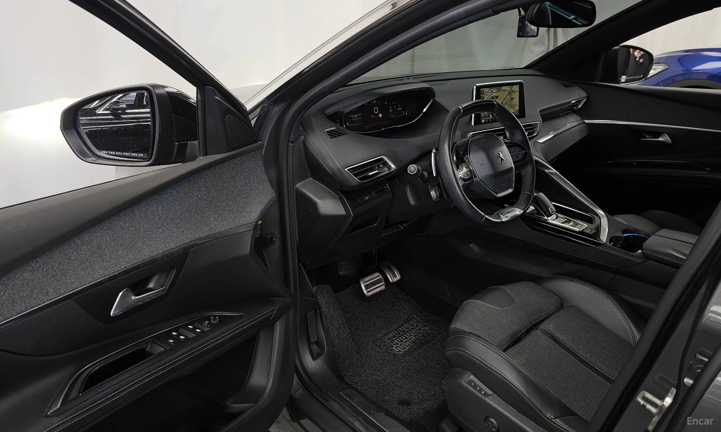 Peugeot 5008 2nd generation превью 10