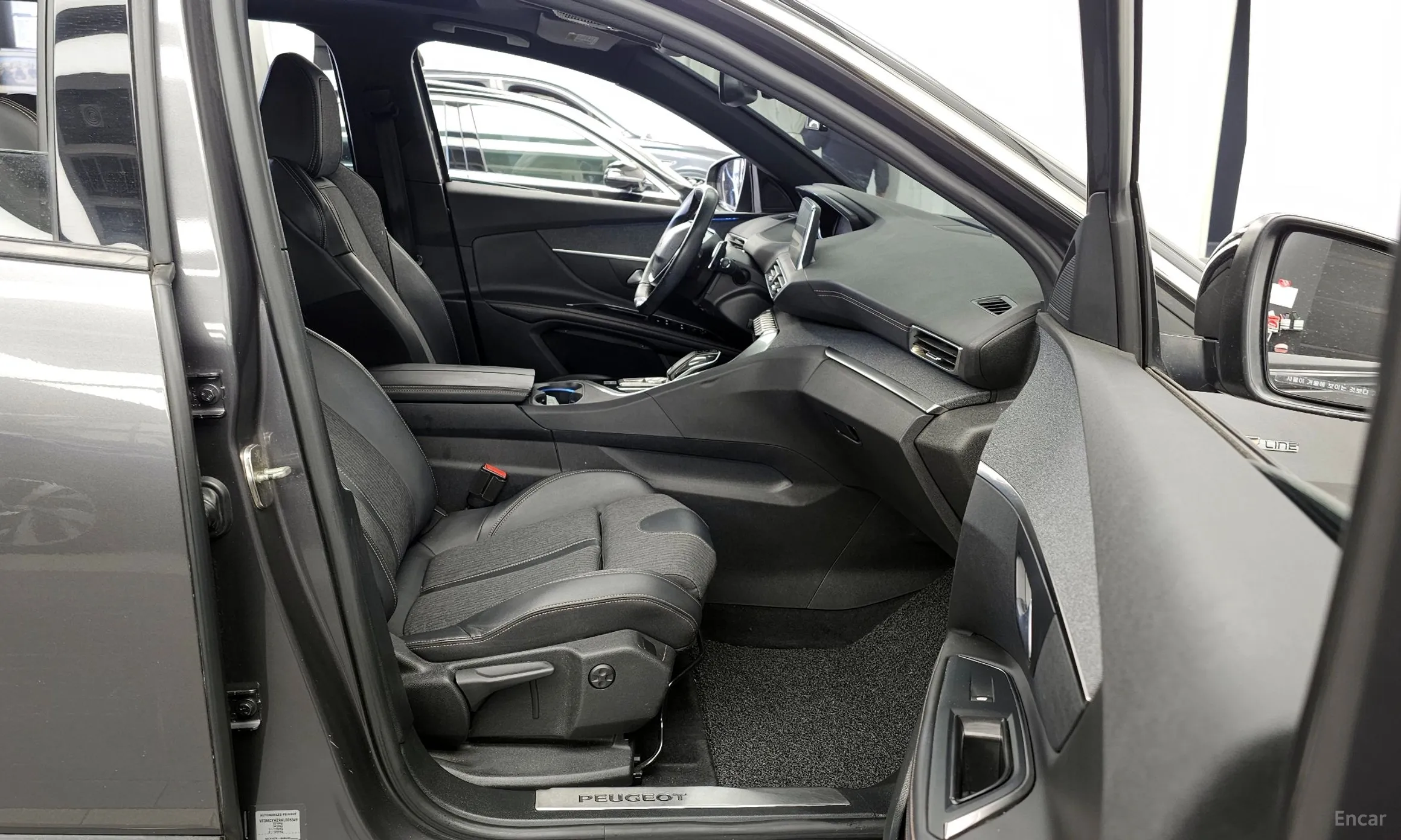 Peugeot 5008 2nd generation превью 11
