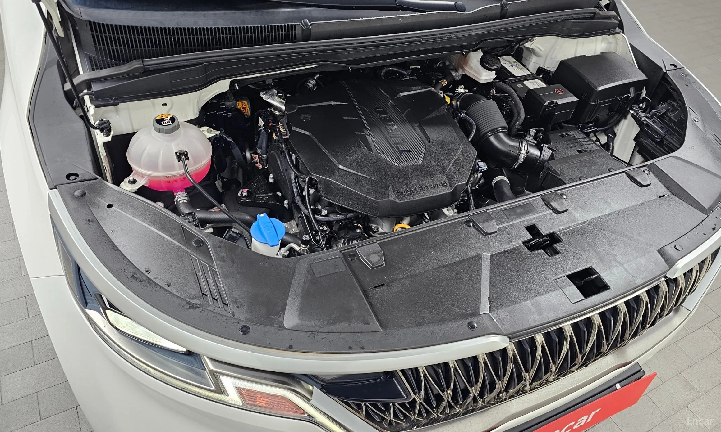 Kia Carnival Gen 4 превью 6