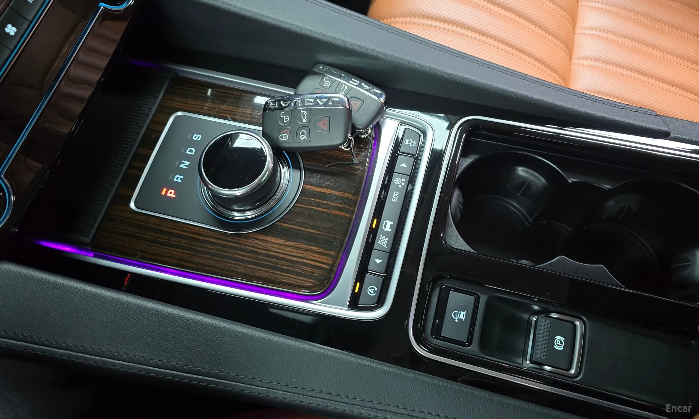 Jaguar F-PACE превью 9