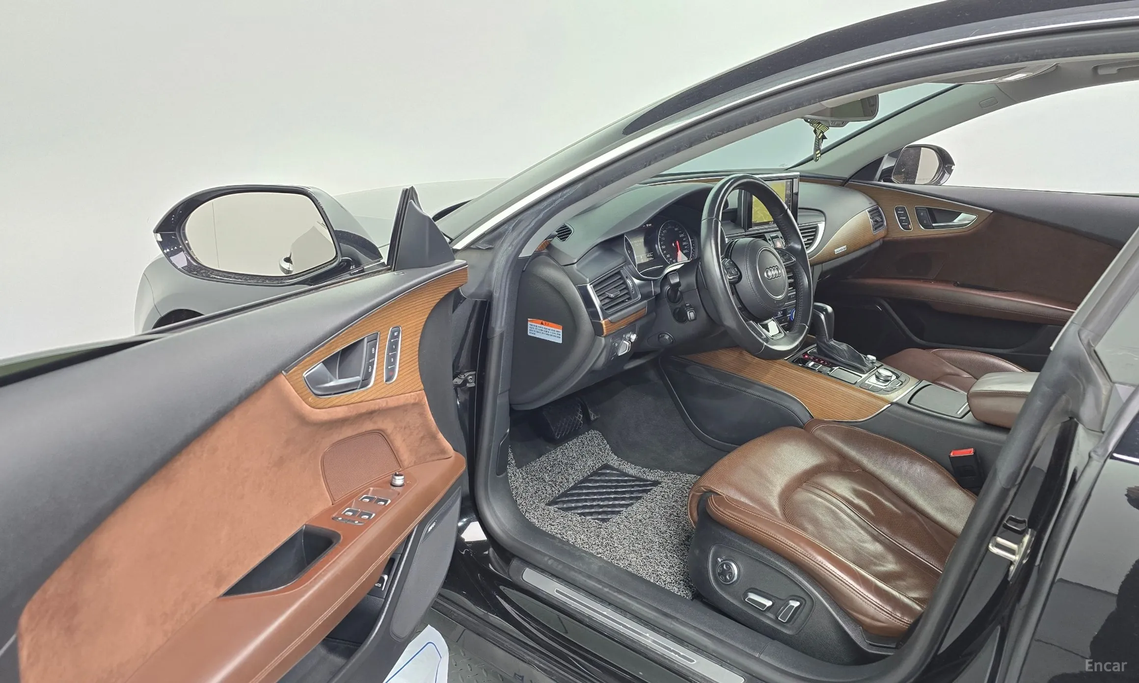 Audi A7 превью 10