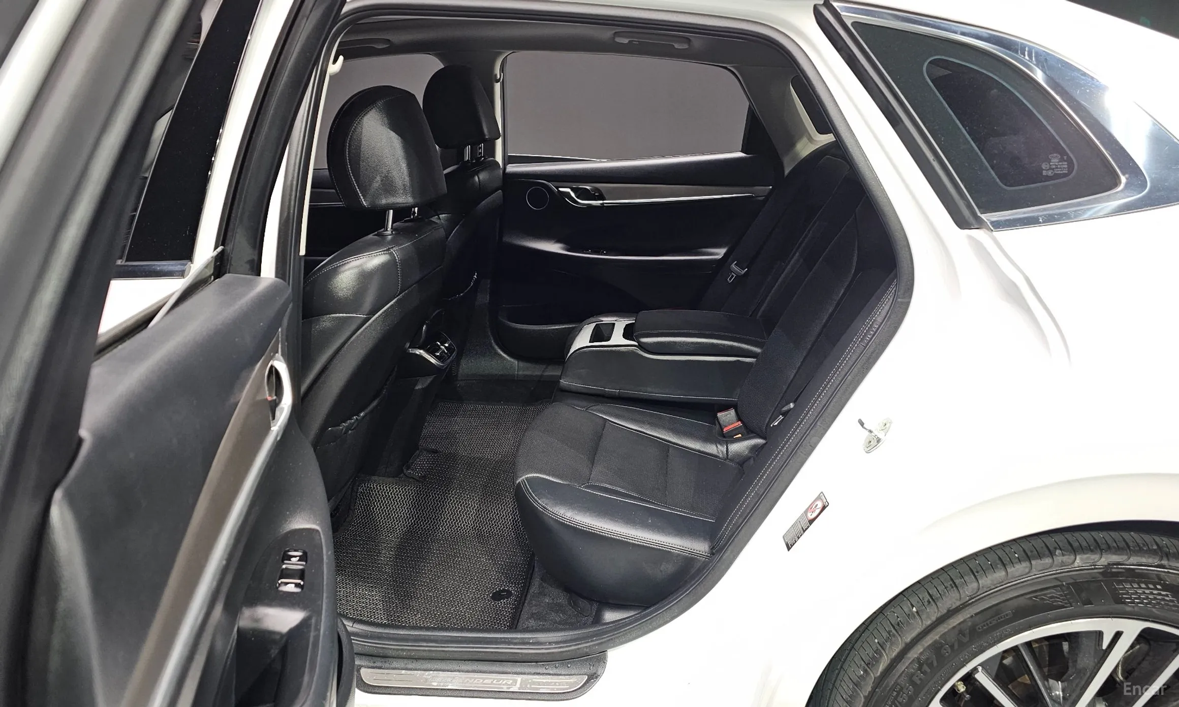 Hyundai Grandeur IG превью 11