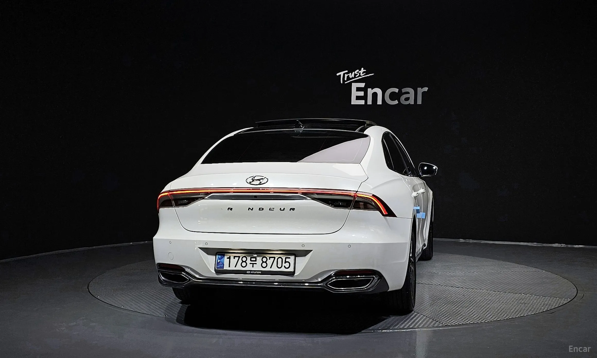 Hyundai Grandeur IG превью 4