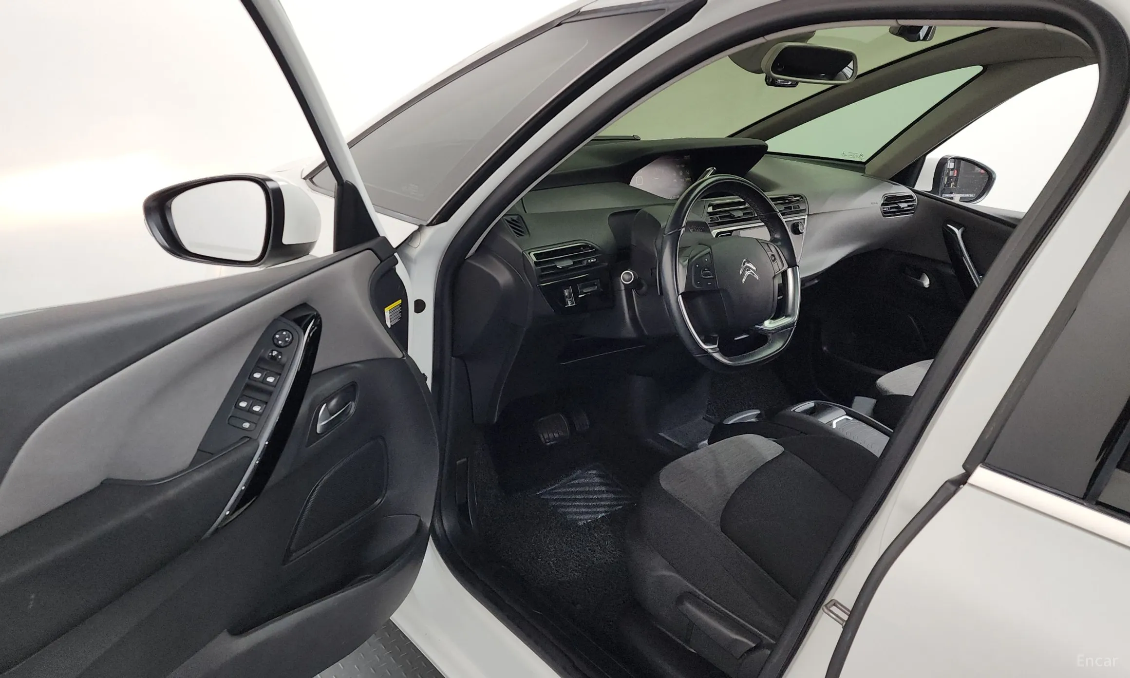 Citroën/DS C4 Picasso превью 10
