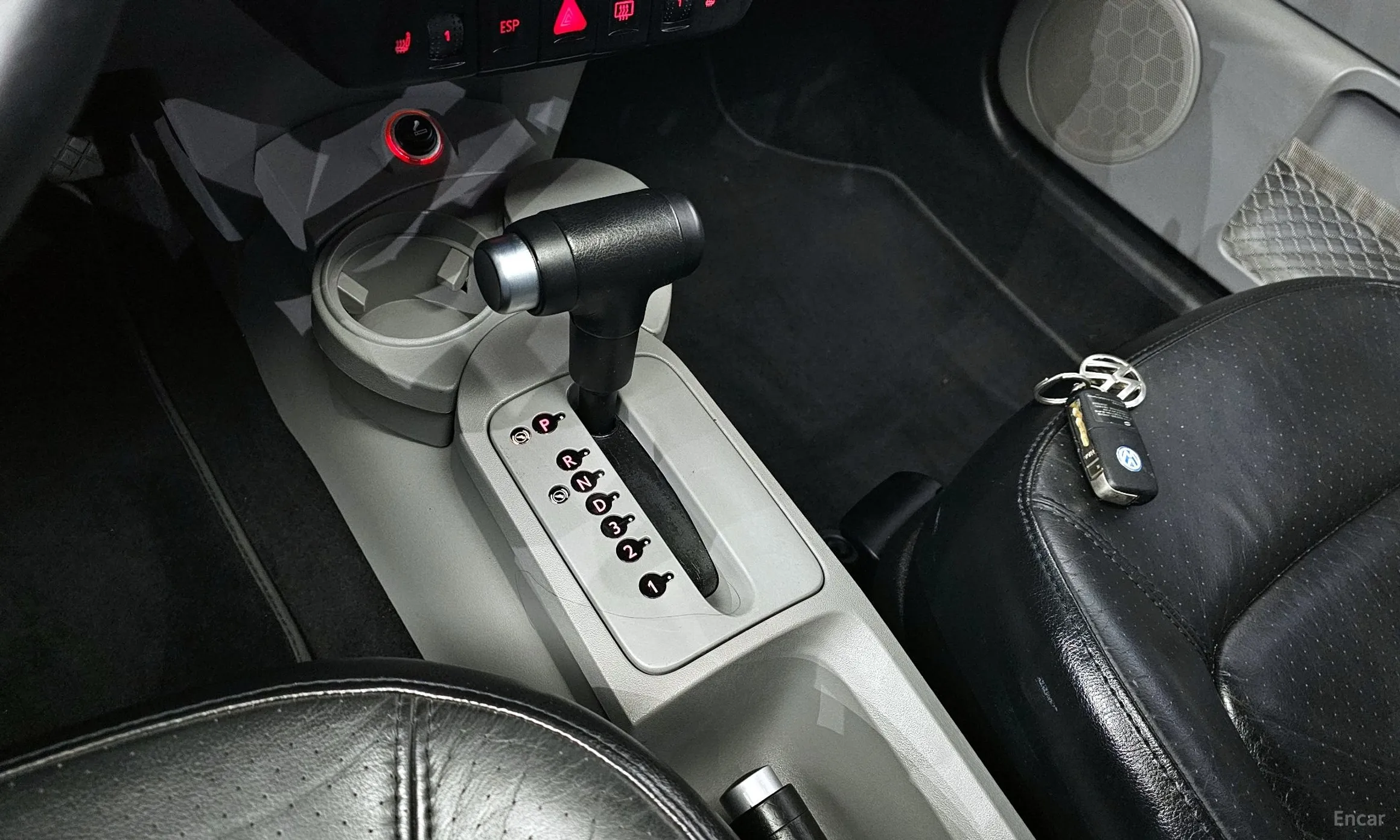 Volkswagen New Beetle превью 9